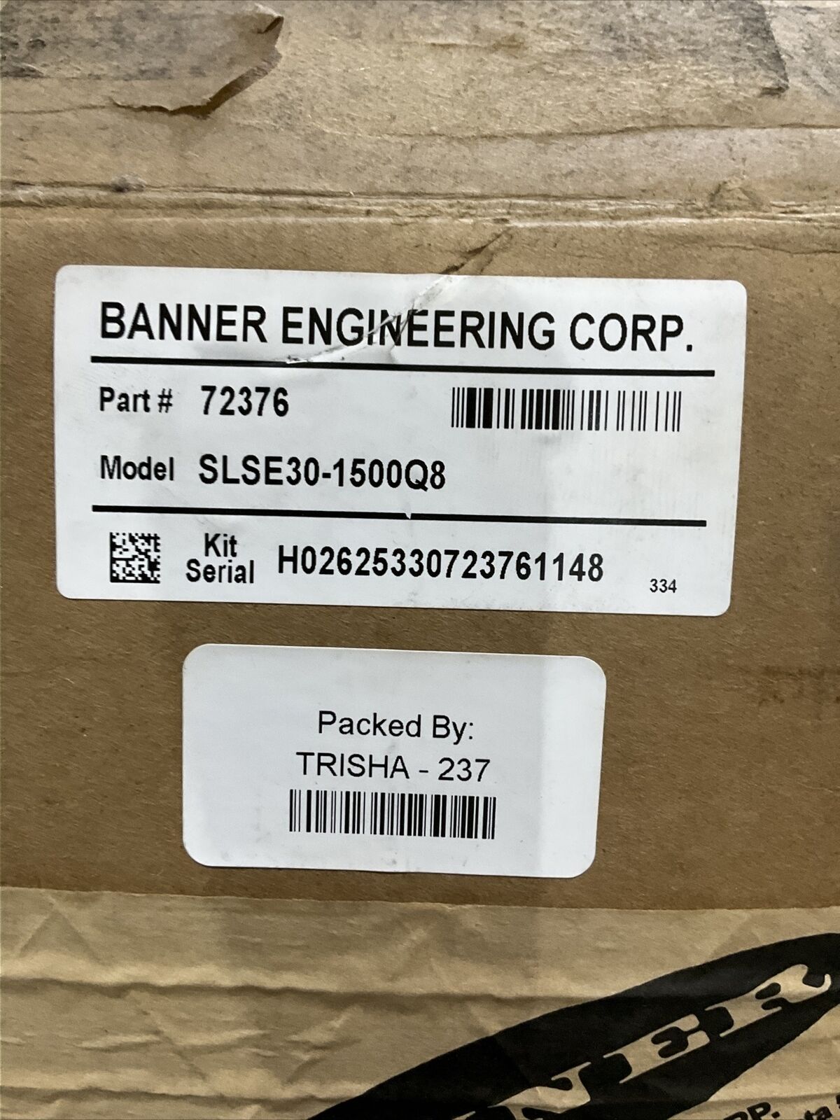 BANNER ENGINEERING CORP. SLSE30-1500Q8 EZ-SCREEN EZS EMITTER SUB U3S