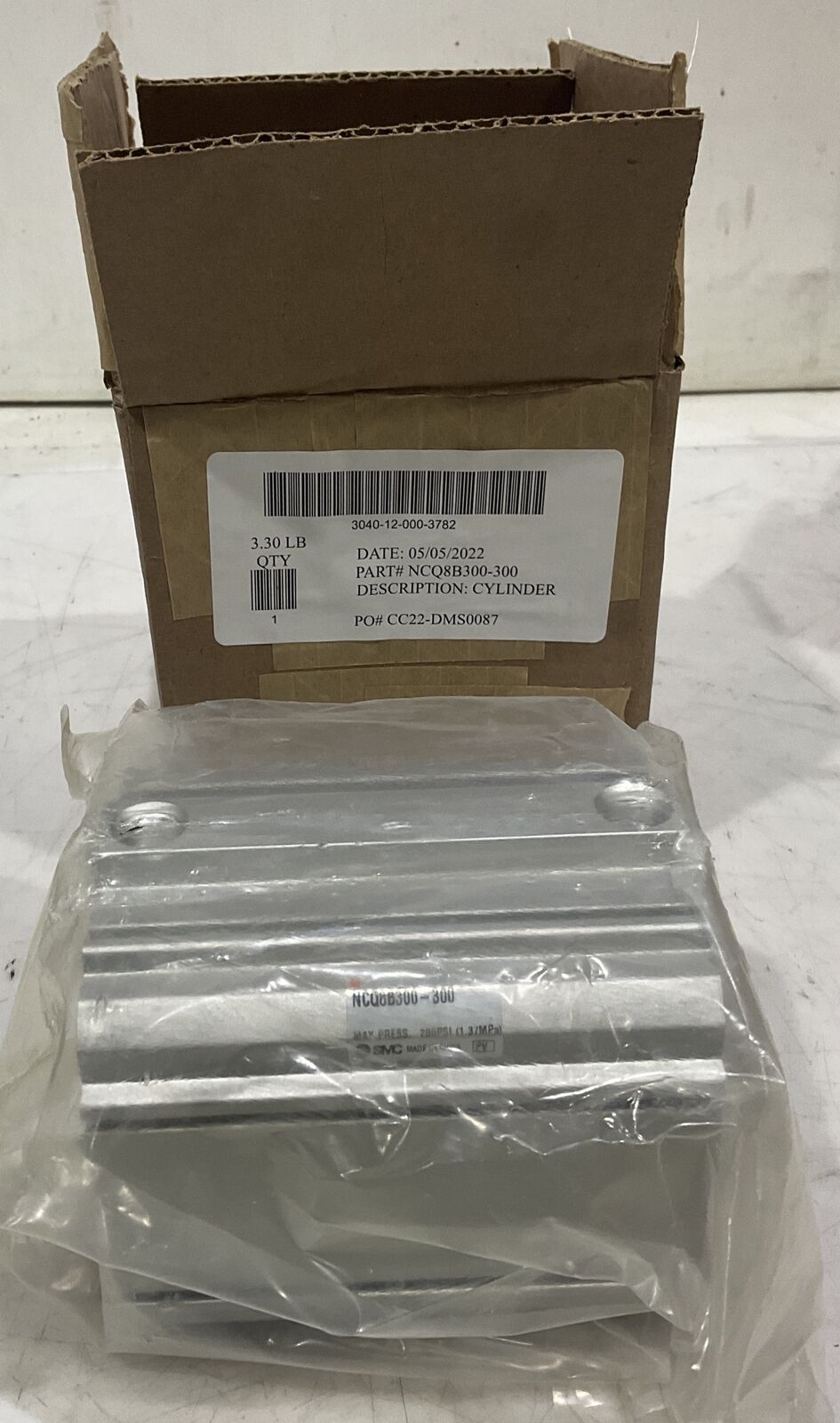 SMC NCQ8B300-300 CYLINDER U3S