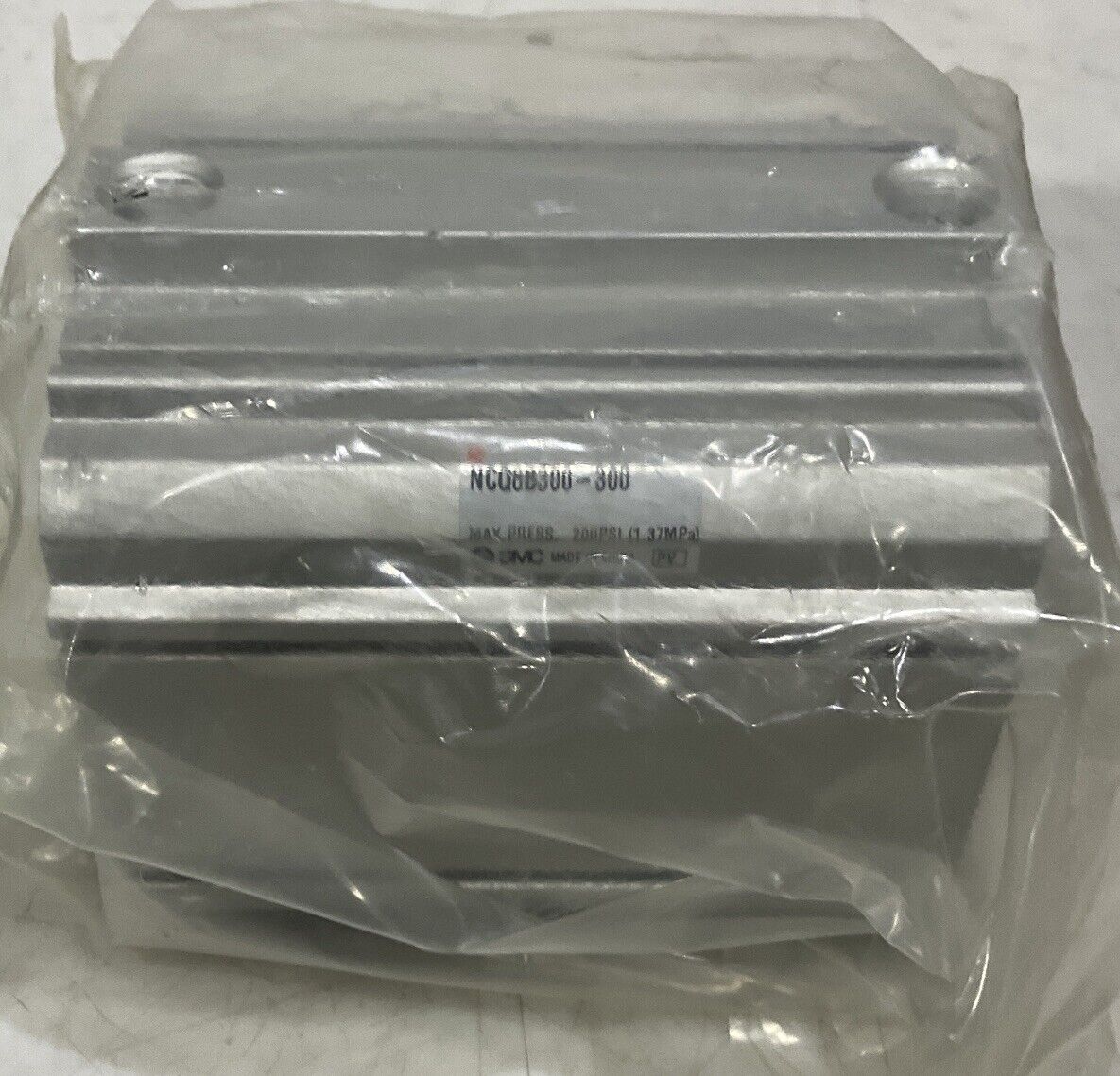 SMC NCQ8B300-300 CYLINDER U3S