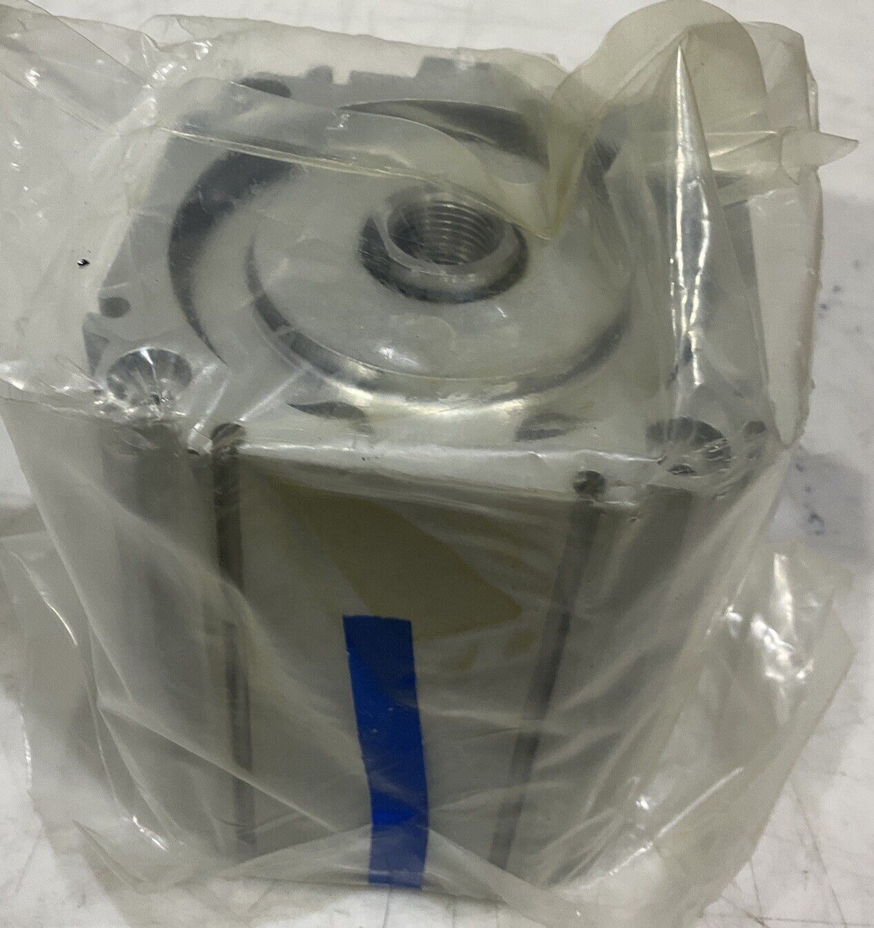 SMC NCQ8B300-300 CYLINDER U3S