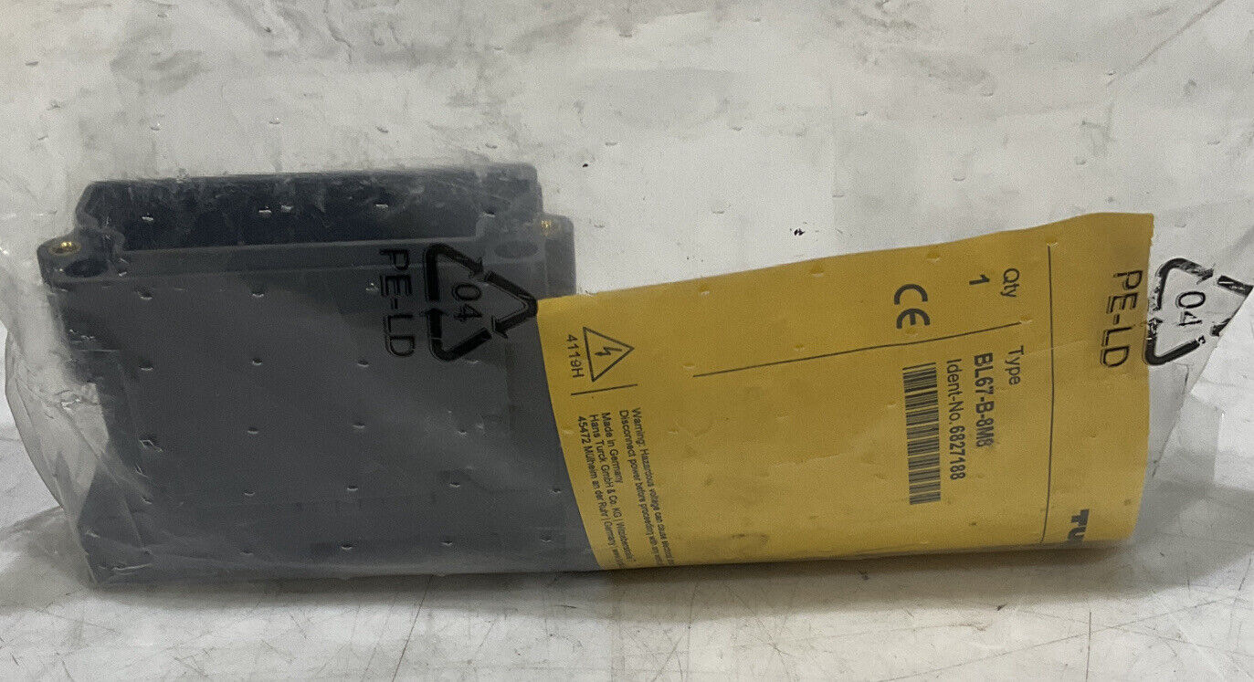 TURCK BL67-B-8M8 BASE MODULE U3S