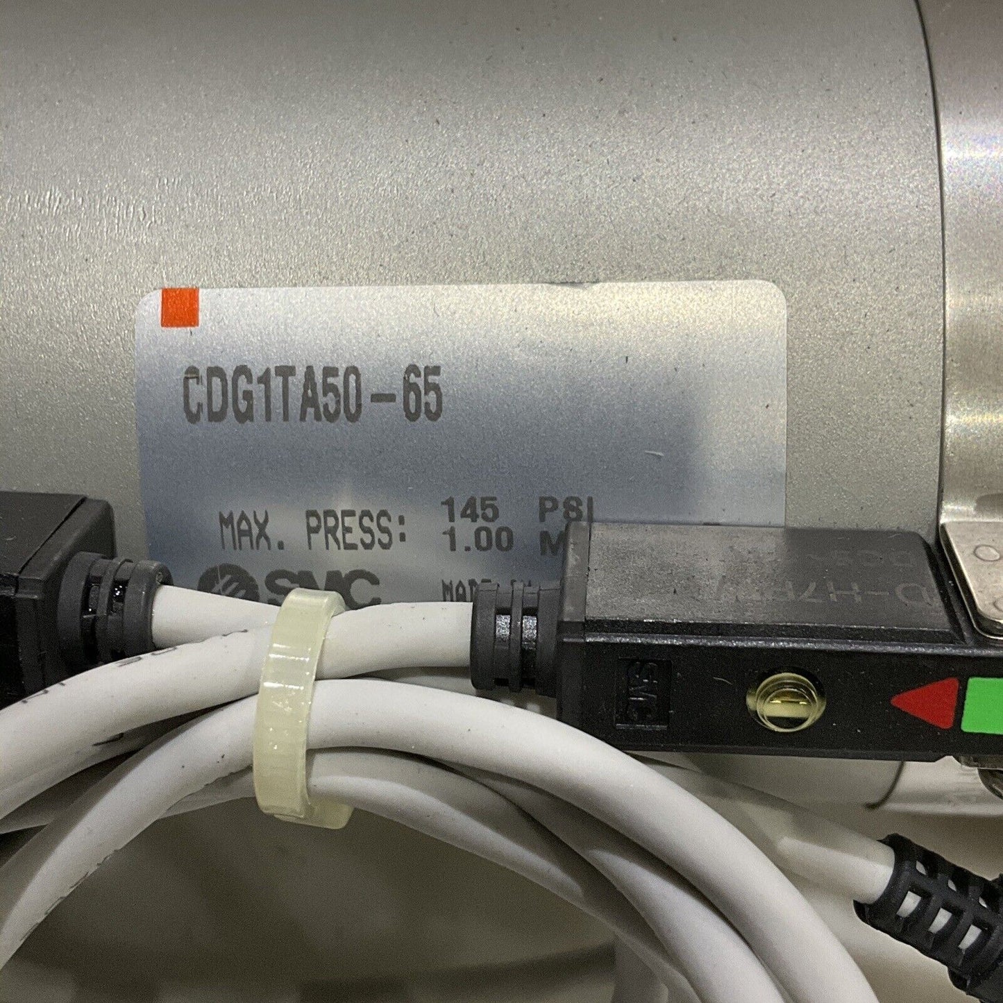 SMC CDG1TA50-65 PNEUMATIC CYLINDER W SENSORS 145 PSI U3S