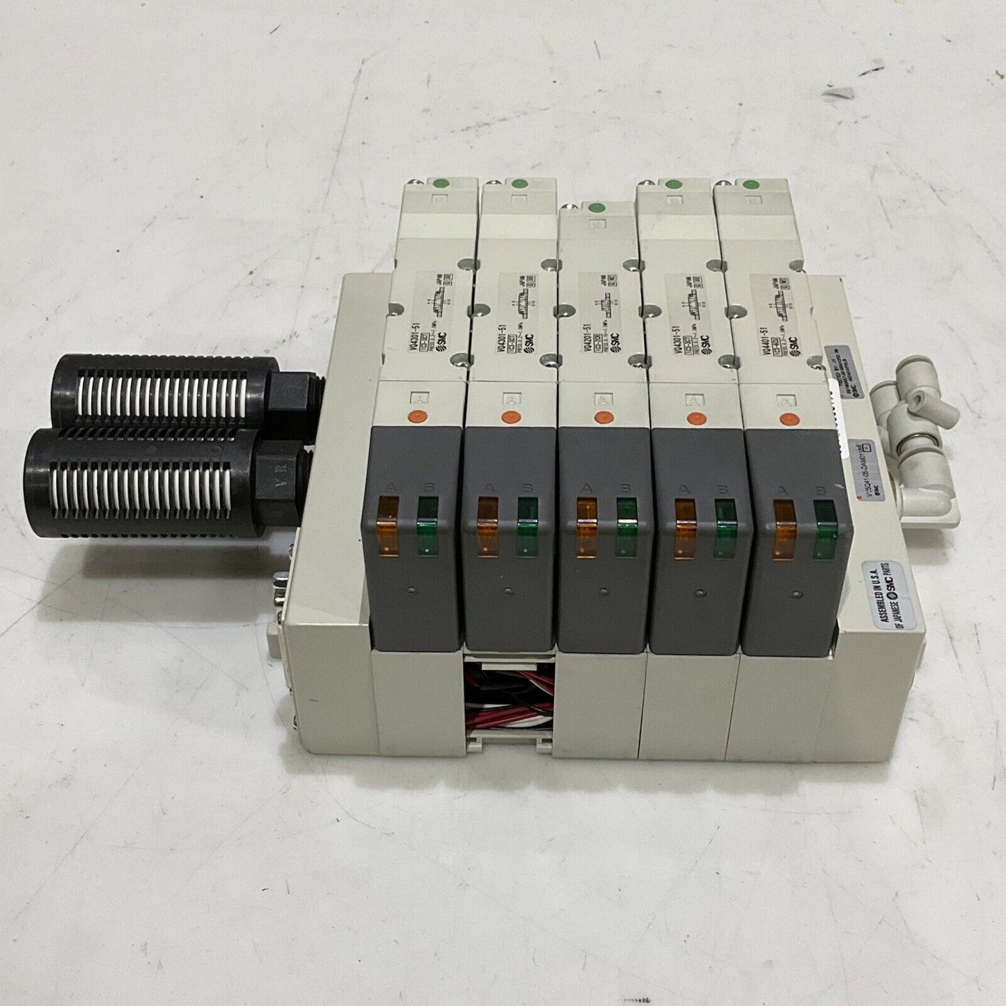 SMC VV5Q41-05-DAM01160 VQ4301-51 VQ4401-51 VDA4201-51  MANIFOLD U3S