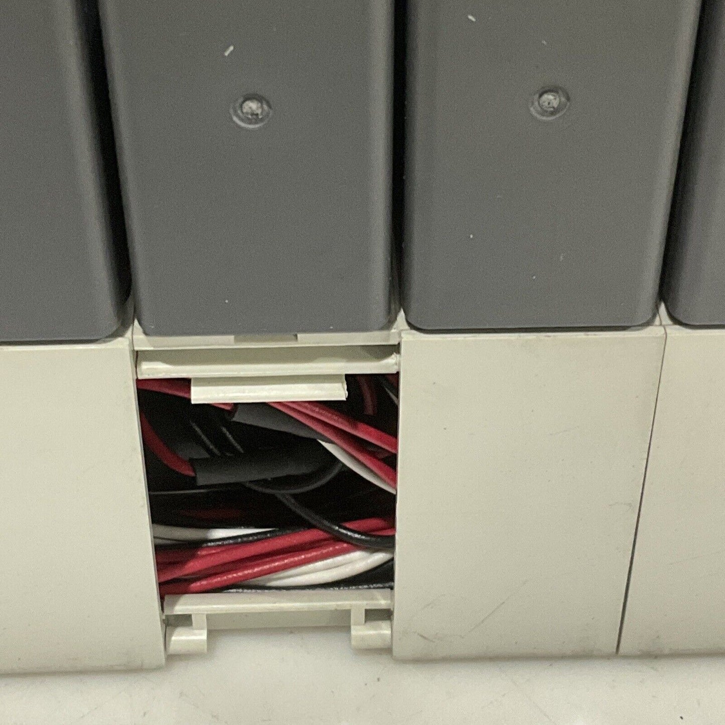 SMC VV5Q41-05-DAM01160 VQ4301-51 VQ4401-51 VDA4201-51  MANIFOLD U3S