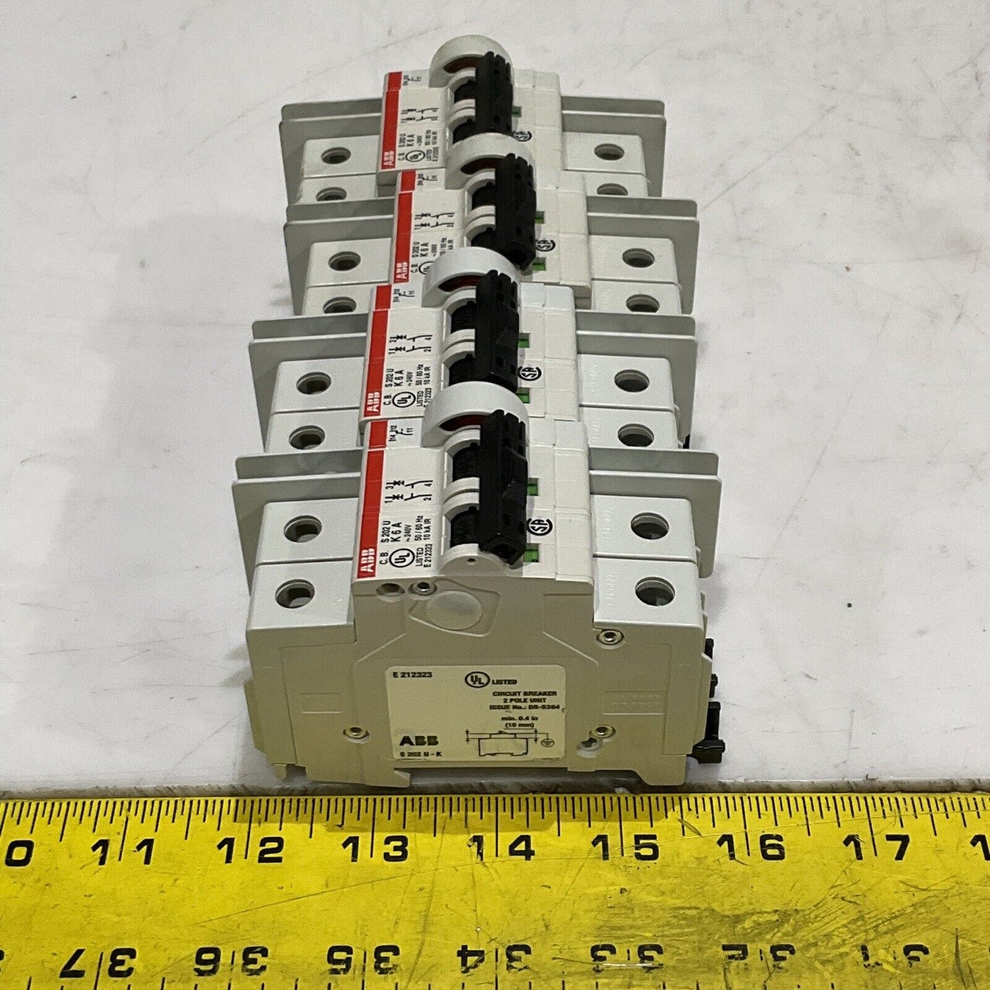 ABB S 202 U K 6 A CIRCUIT BREAKER 240 V 50/60HZ 2 POLE LOT OF 4 U3S