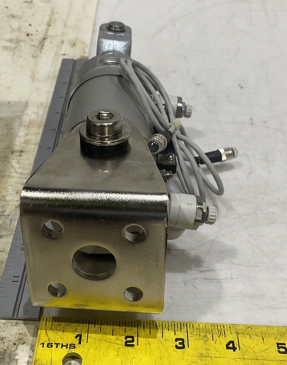 SMC CDG1TA50-65 PNEUMATIC CYLINDER U3S