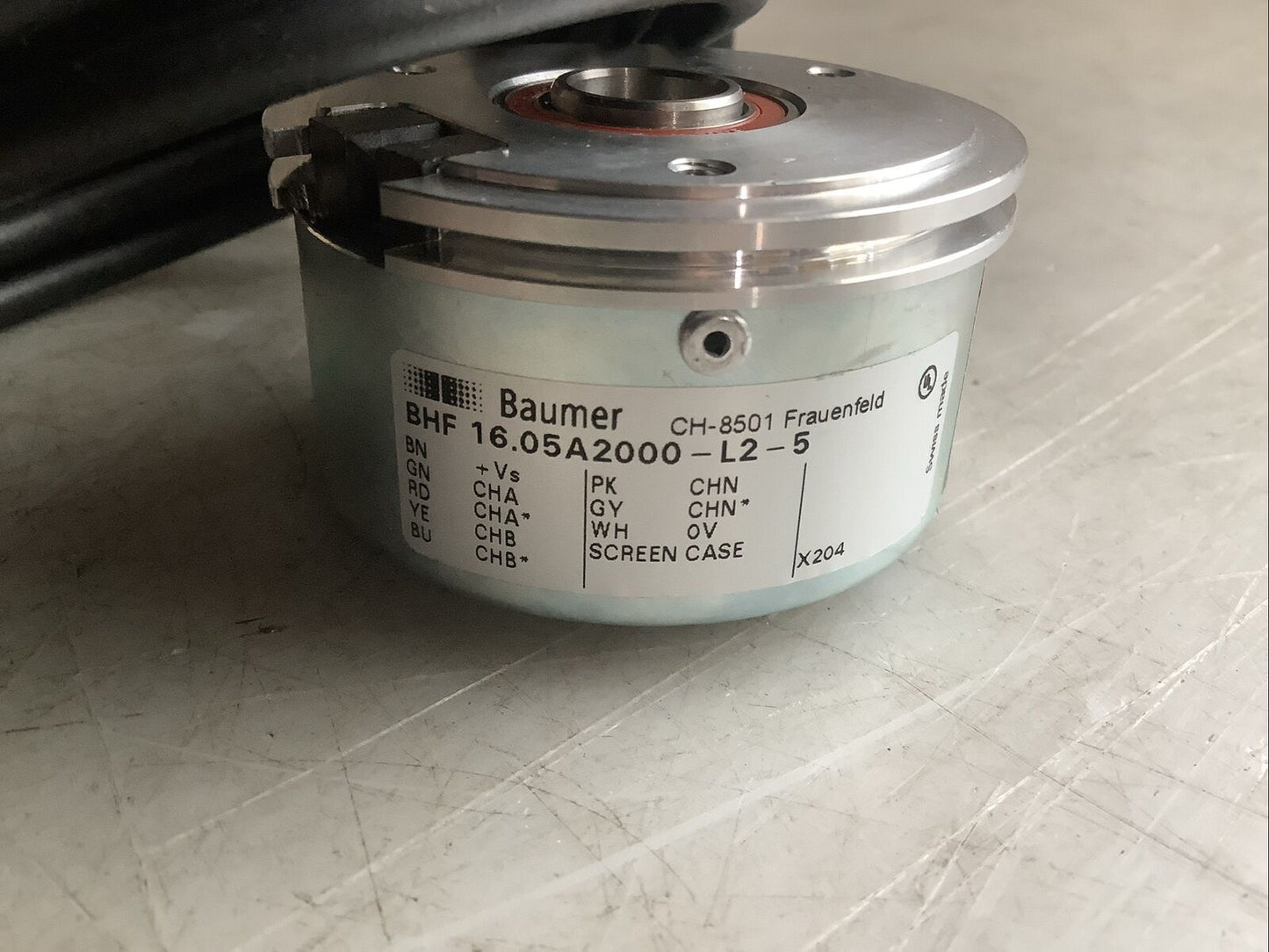 BAUMER BHF 16.05A2000-L2-5 INCREMENTAL HOLLOW-SHAFT ENCODER U3S