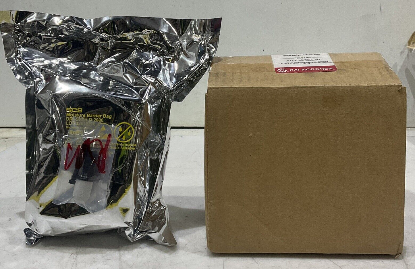 NORGREN VM10- 6-ST VLV STK MANIFOLD VALVE 6STATION 25W MPOLE NEG VM1006001US U3S