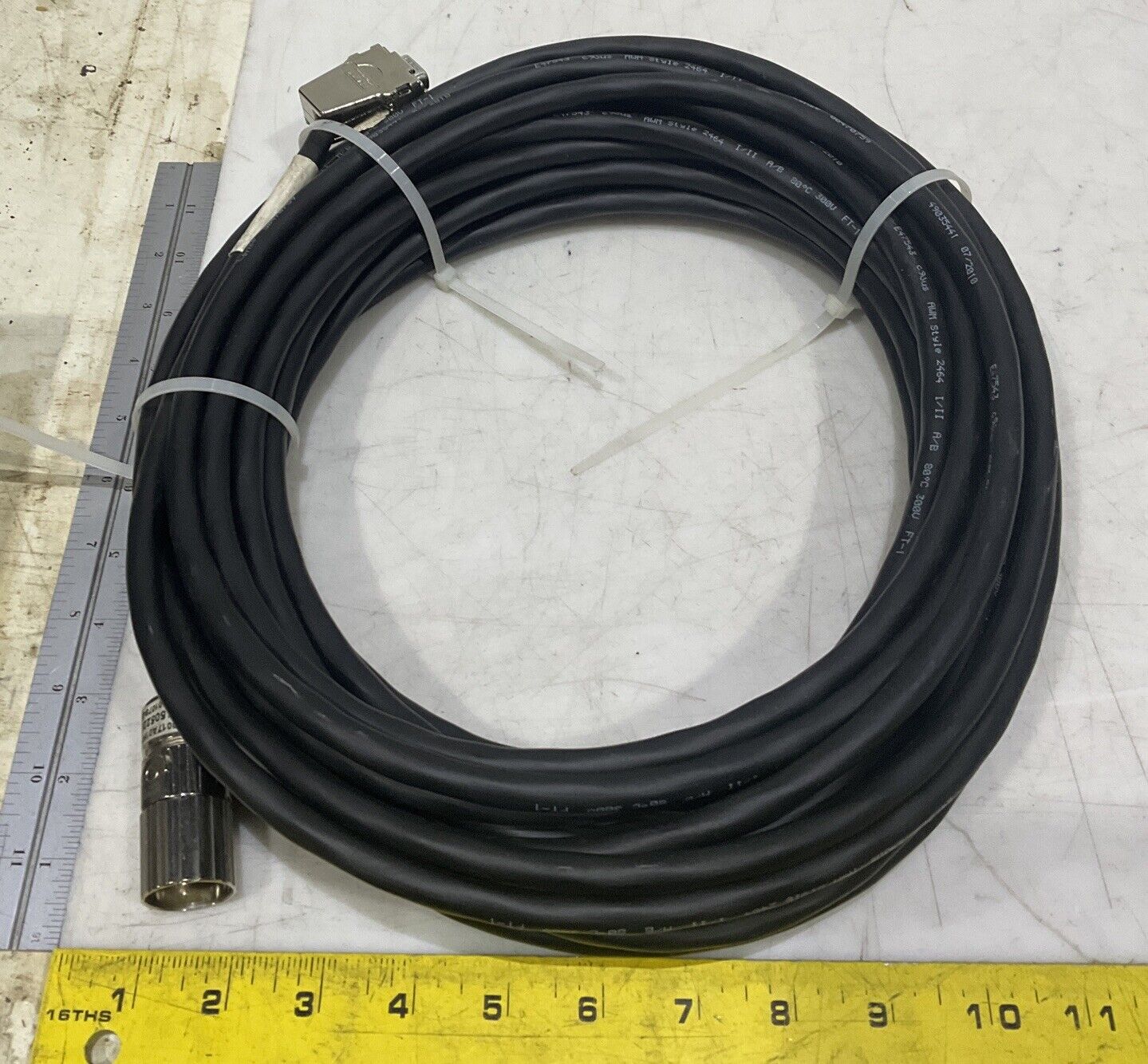 LENZE 00470759 UDM B2 RESOLVER ENCODER FEEDBACK CABLE U3S