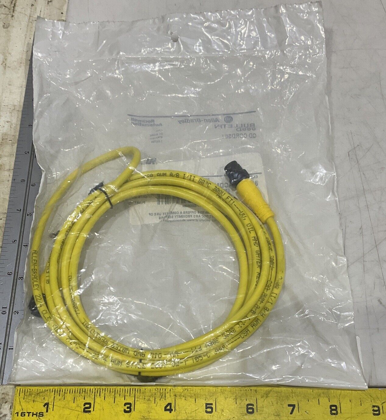 ALLEN-BRADLEY 889D QD CORDSET BULLETIN 3 METER 4 PIN MICRO CABLE U3S