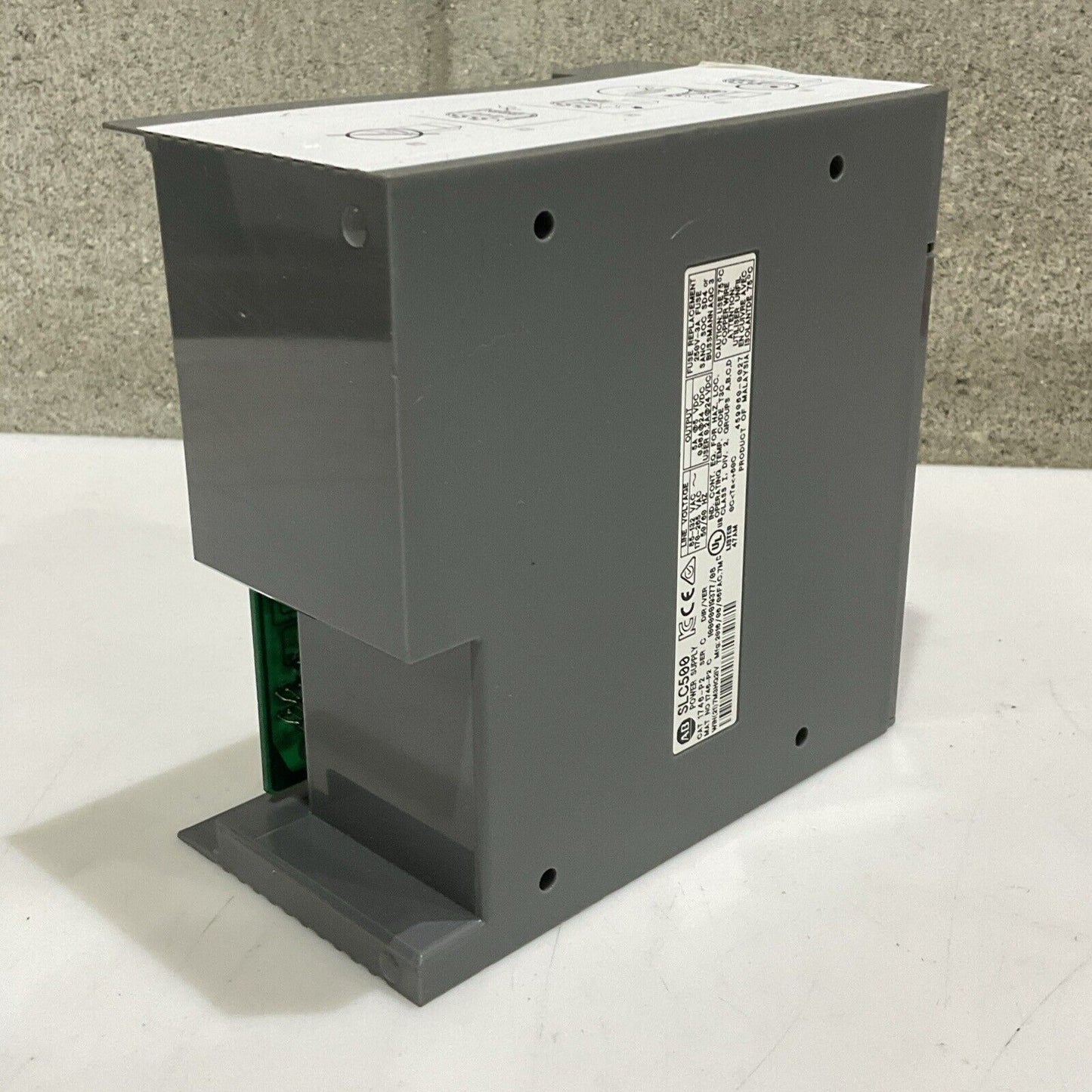 AB ALLEN BRADLEY SLC500 MODULE POWER SUPPLY 1746P2 SERIES C 50/60HZ 132 VAC U4M