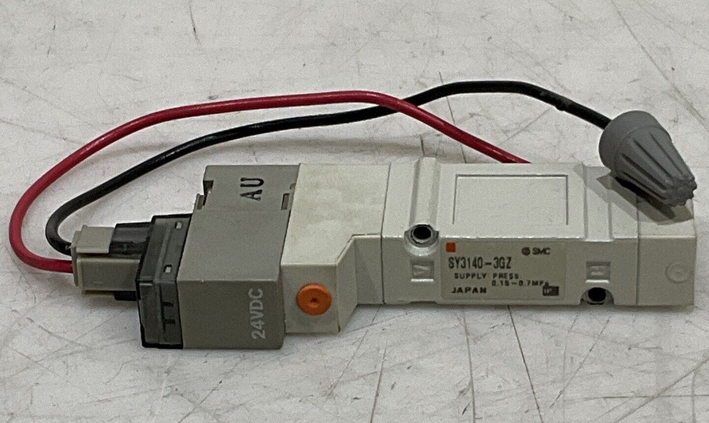 SMC SY3140-3GZ SOLENOID VALVE AIR 2-POSITION SINGLE SOLENOID PILOT 554