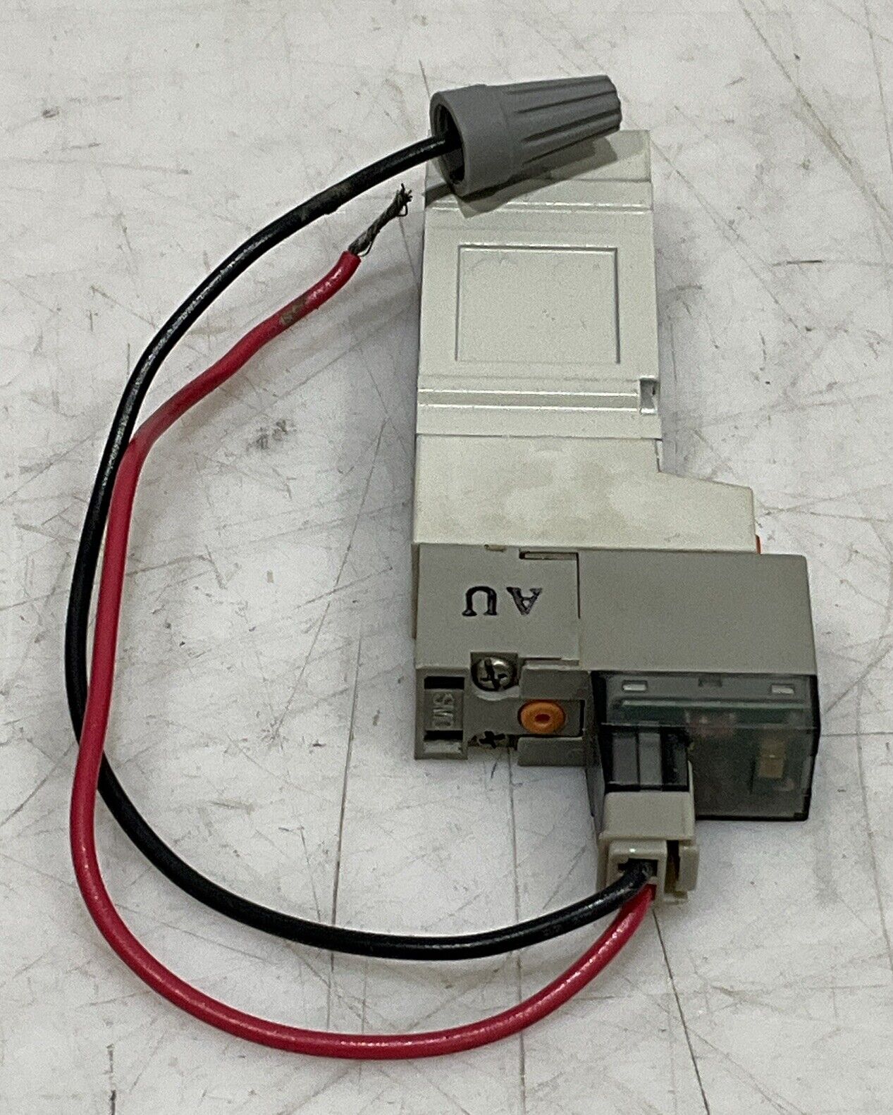 SMC SY3140-3GZ SOLENOID VALVE AIR 2-POSITION SINGLE SOLENOID PILOT 554