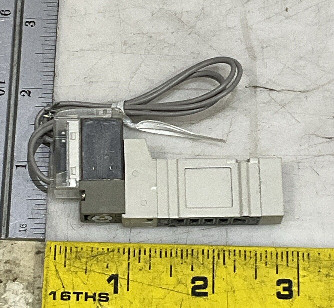 SMC SY3140-3GZ SOLENOID VALVE AIR 2-POSITION SINGLE SOLENOID PILOT 554