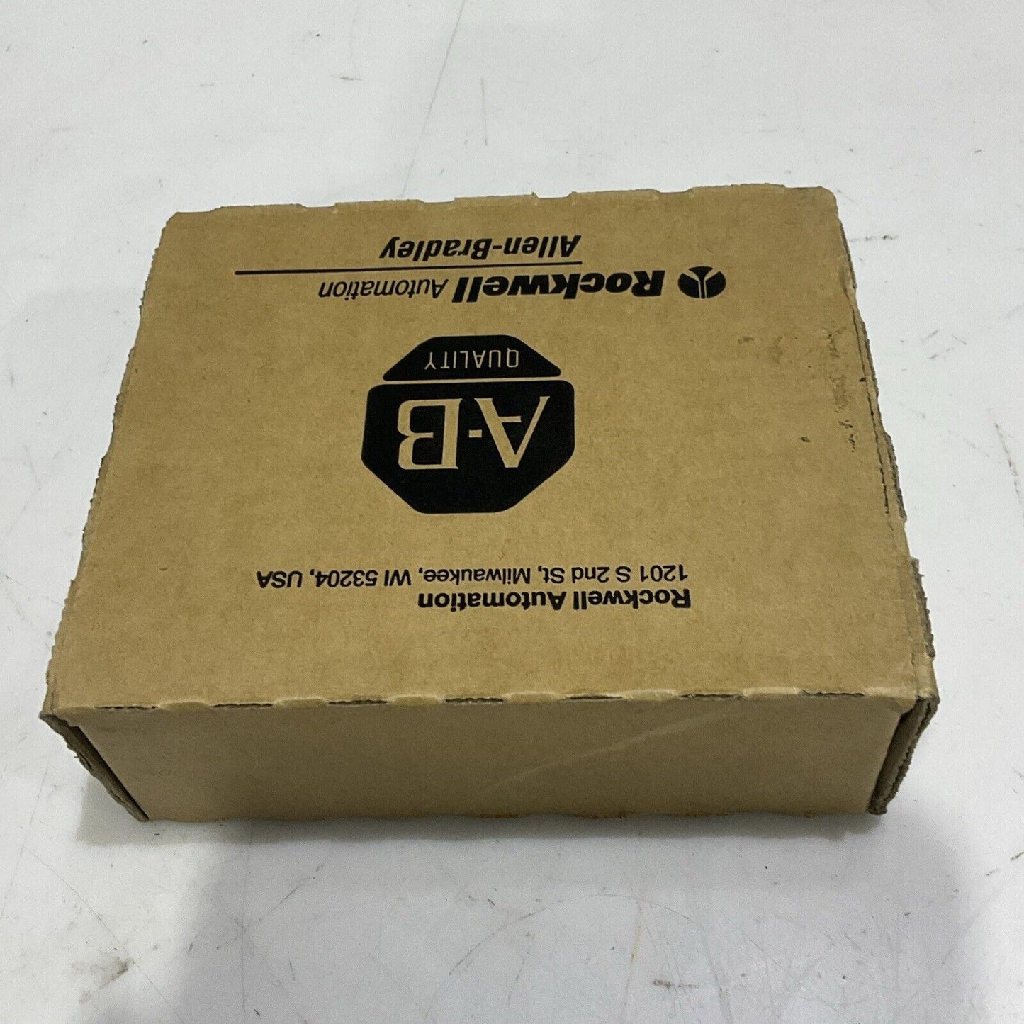 AB ALLEN BRADLEY 1769-ECR RIGHT END CAP TERMINATOR U4M