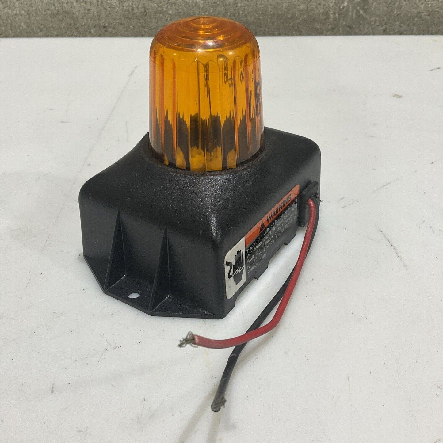 JW SPEAKER MODEL 537 ORANGE STROBE LIGHT U4M