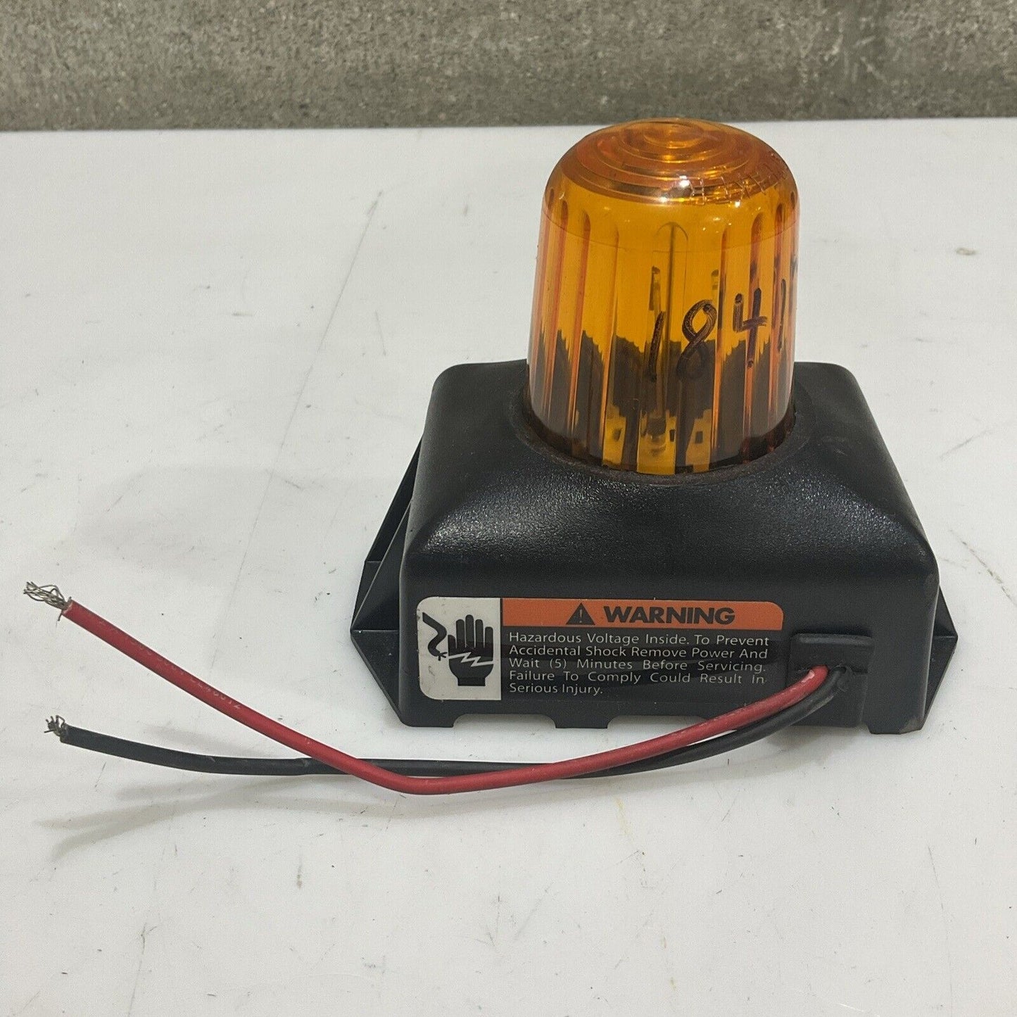 JW SPEAKER MODEL 537 ORANGE STROBE LIGHT U4M