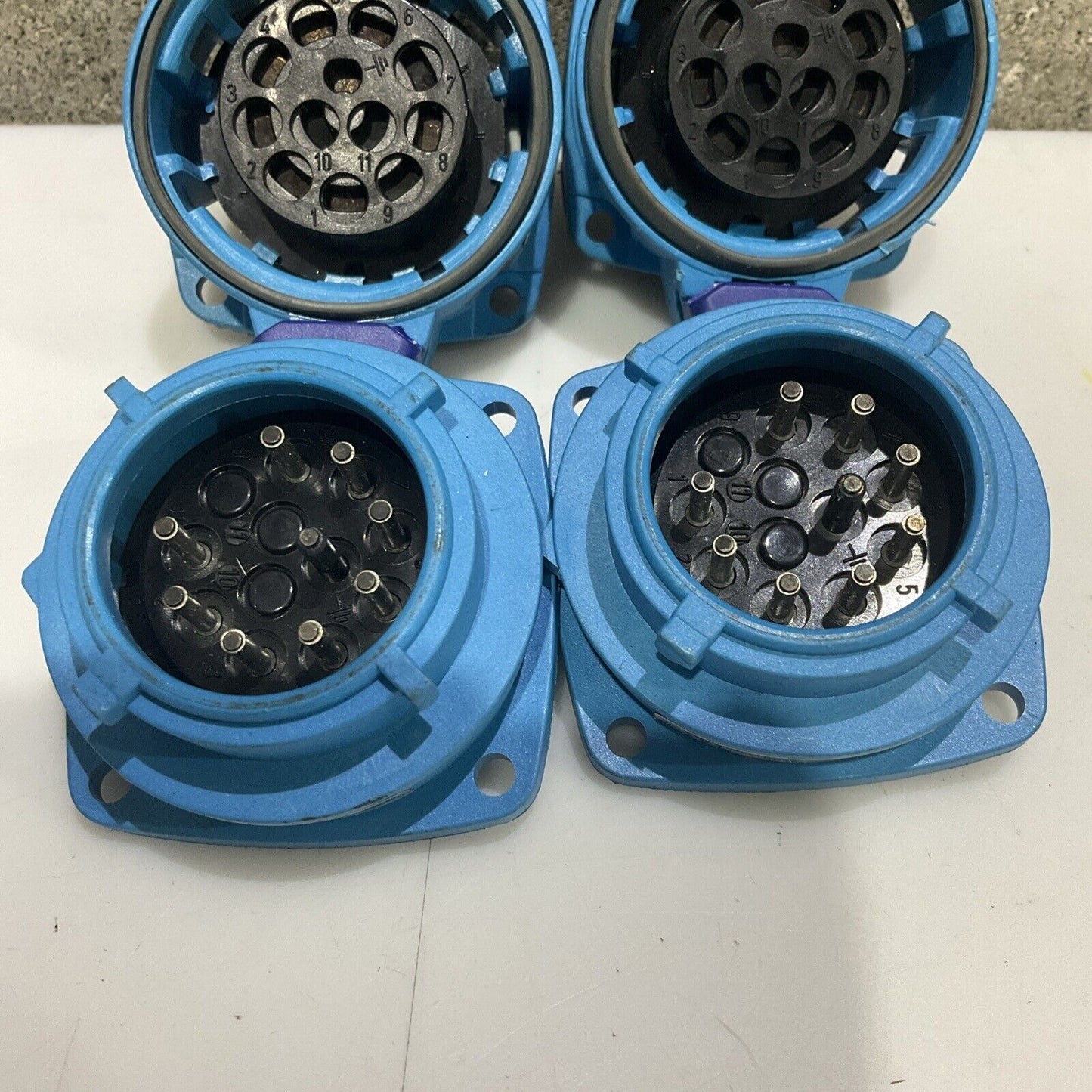 MARECHAL 01-M4081 RECEPTACLR CONNECTOR PN12, 5A INLET PLUG LOT OF 4 U4M