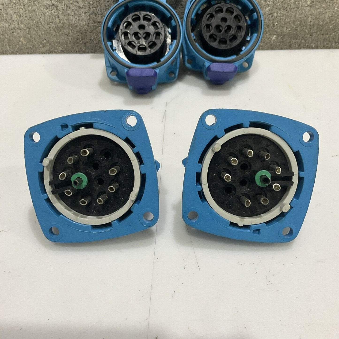 MARECHAL 01-M4081 RECEPTACLR CONNECTOR PN12, 5A INLET PLUG LOT OF 4 U4M