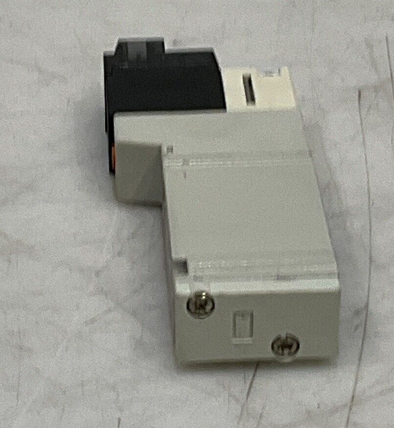 SMC VQZ115-5L0 SOLENOID VALVE 554