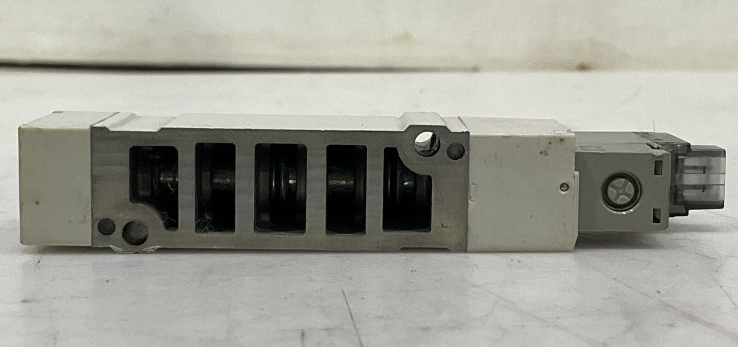 SMC SY5140-5L0Z SOLENOID VALVE U3S