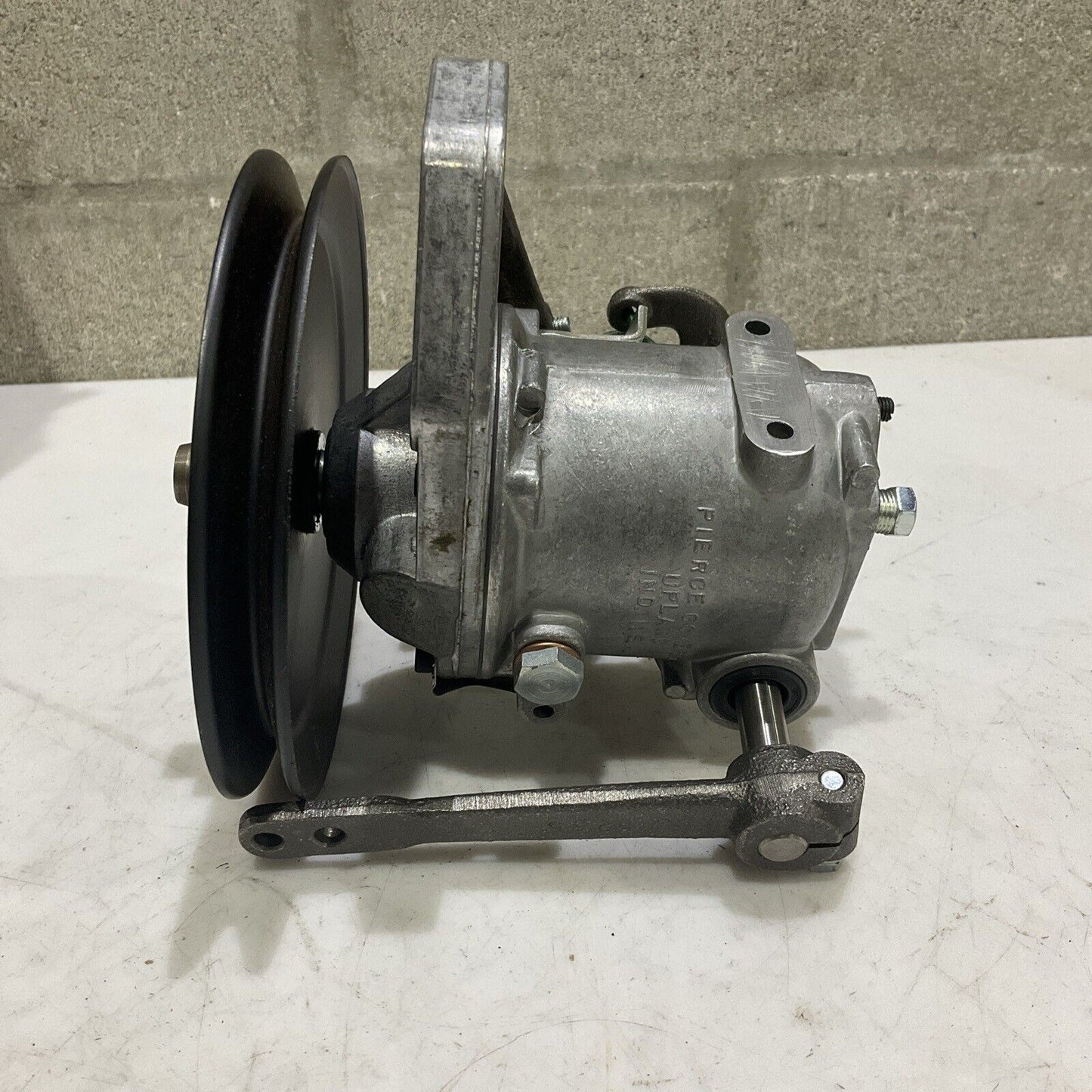 CUMMINS 3395960 3395893 1112018 HYDRAULIC GOVERNOR ENGINE B.3L U4M