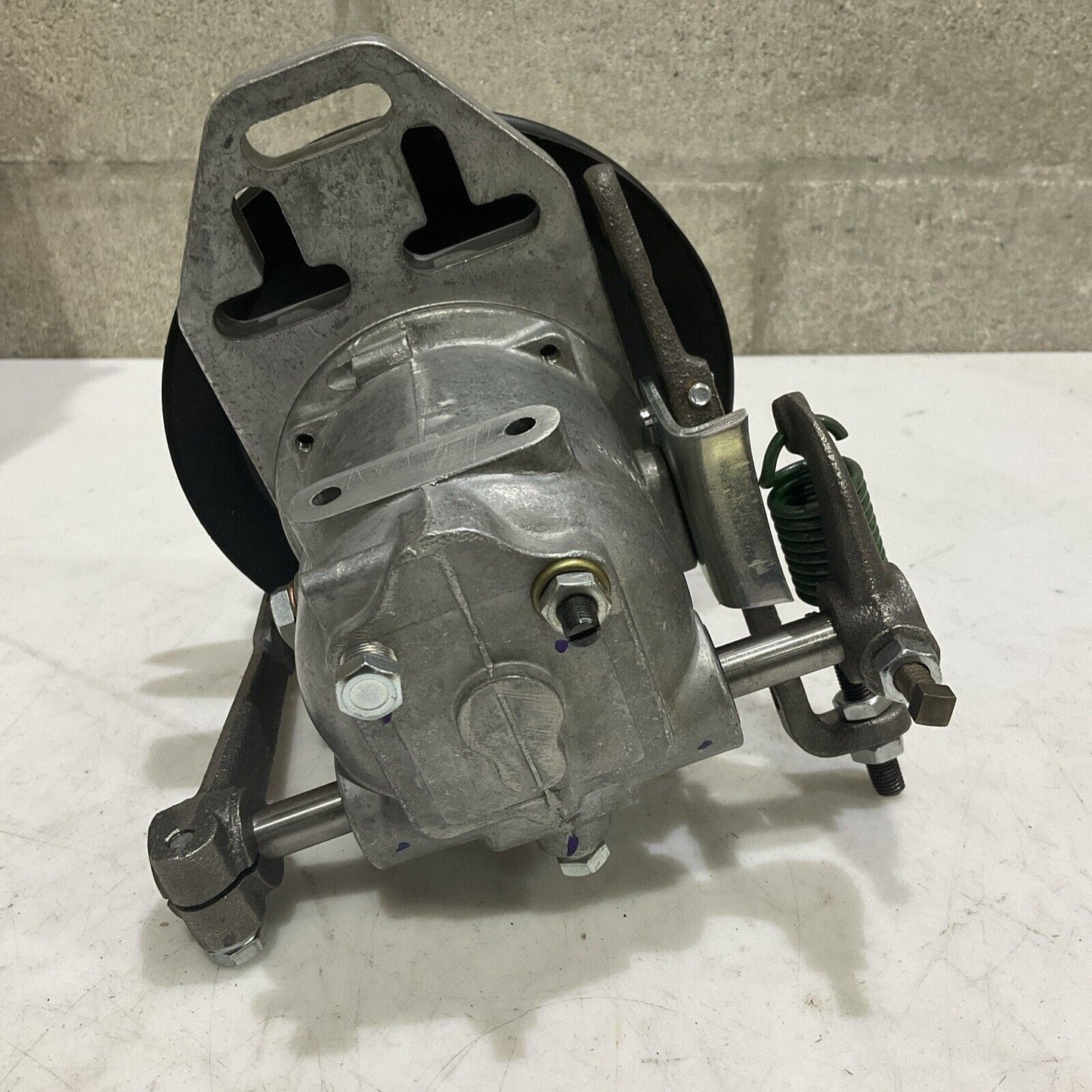 CUMMINS 3395960 3395893 1112018 HYDRAULIC GOVERNOR ENGINE B.3L U4M