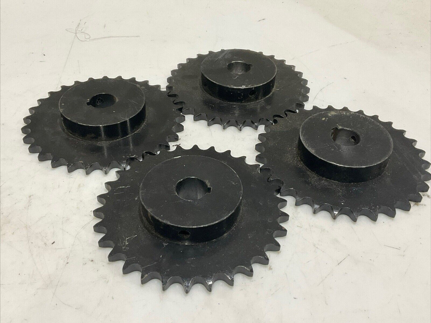 BROWNING H5030X1 ROLLER CHAIN SPROCKET 30 TEETH LOT OF 4 U4M