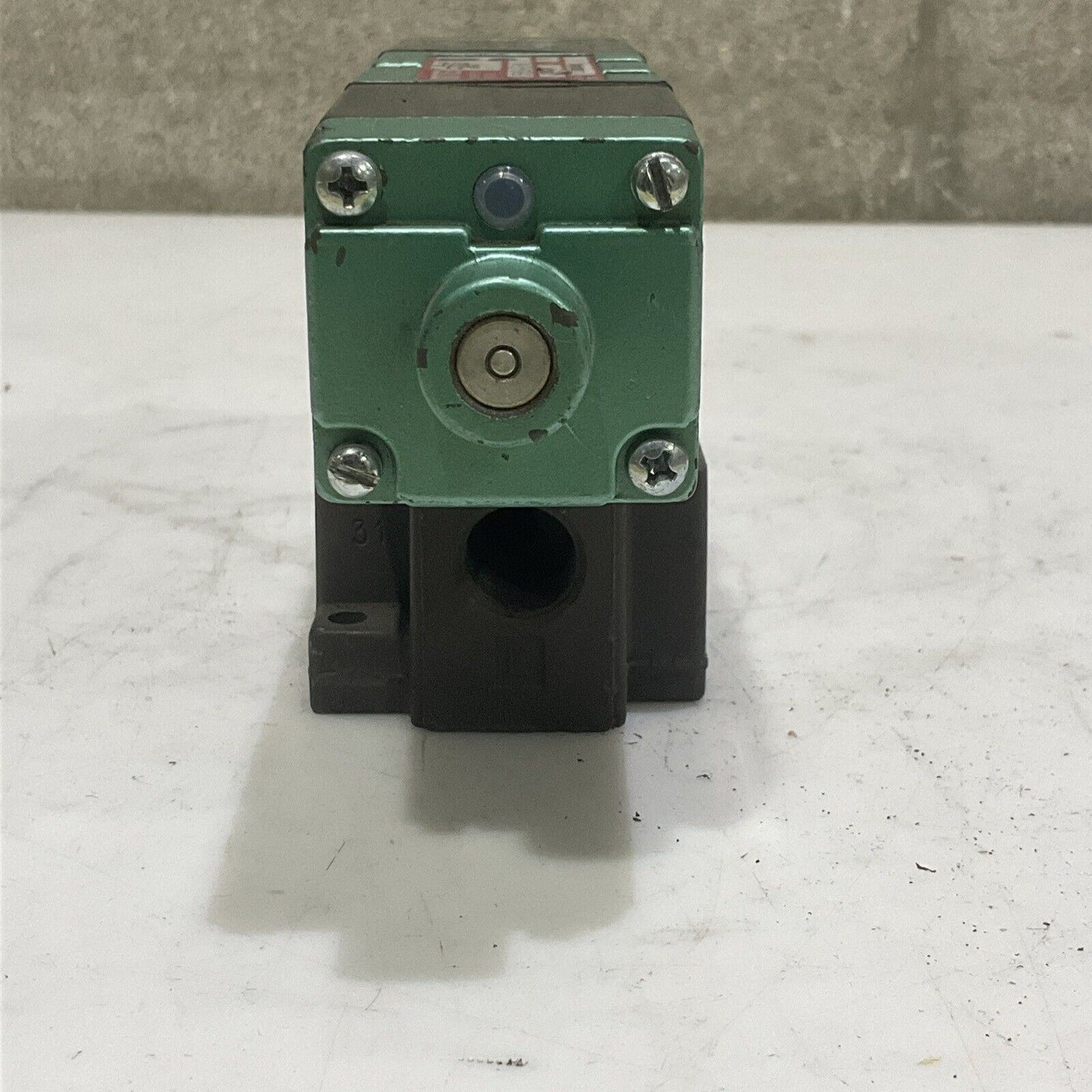 NUMATICS 153SS431K 228-702B PNEUMATIC SOLENOID VALVE 150 PSIG