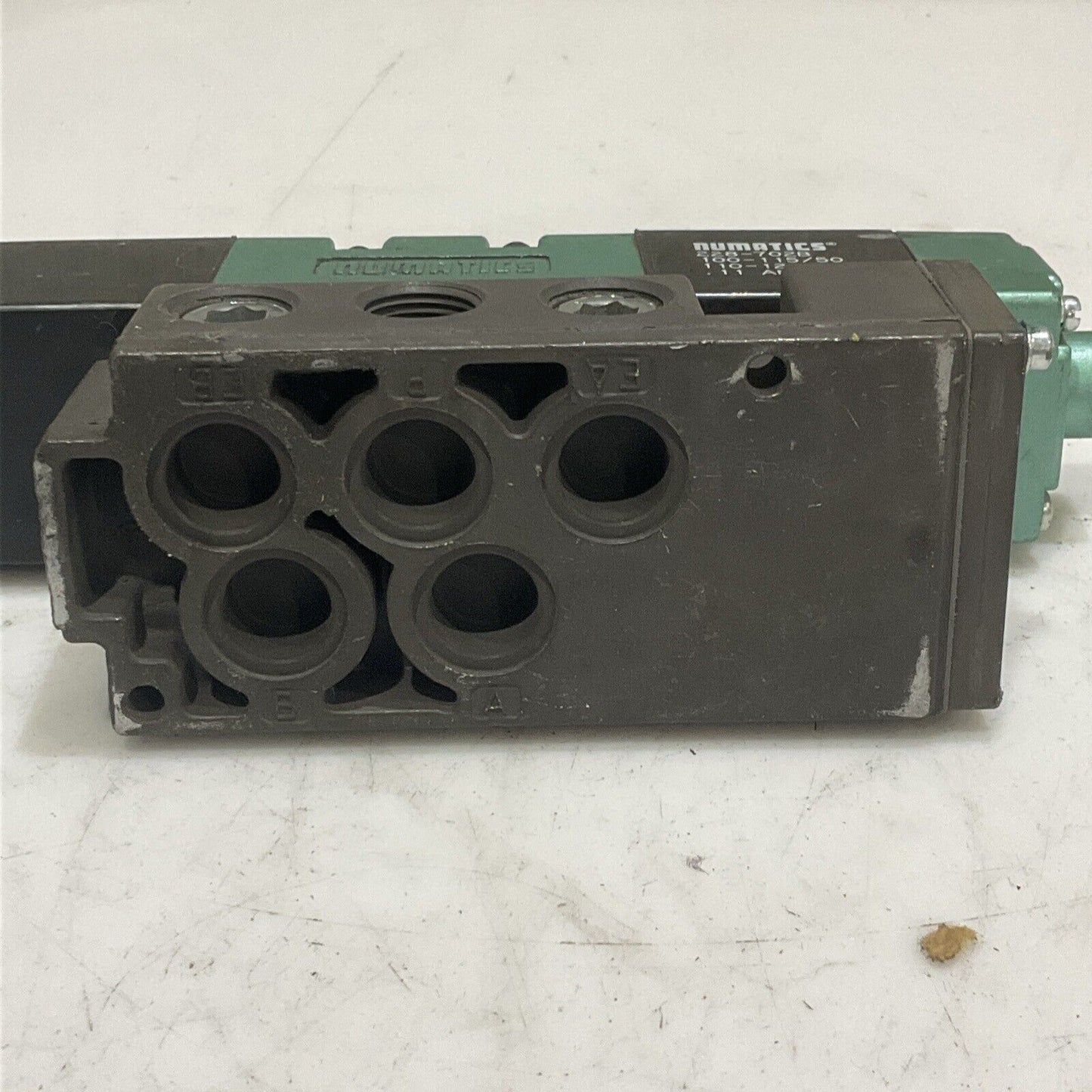 NUMATICS 153SS431K 228-702B PNEUMATIC SOLENOID VALVE 150 PSIG