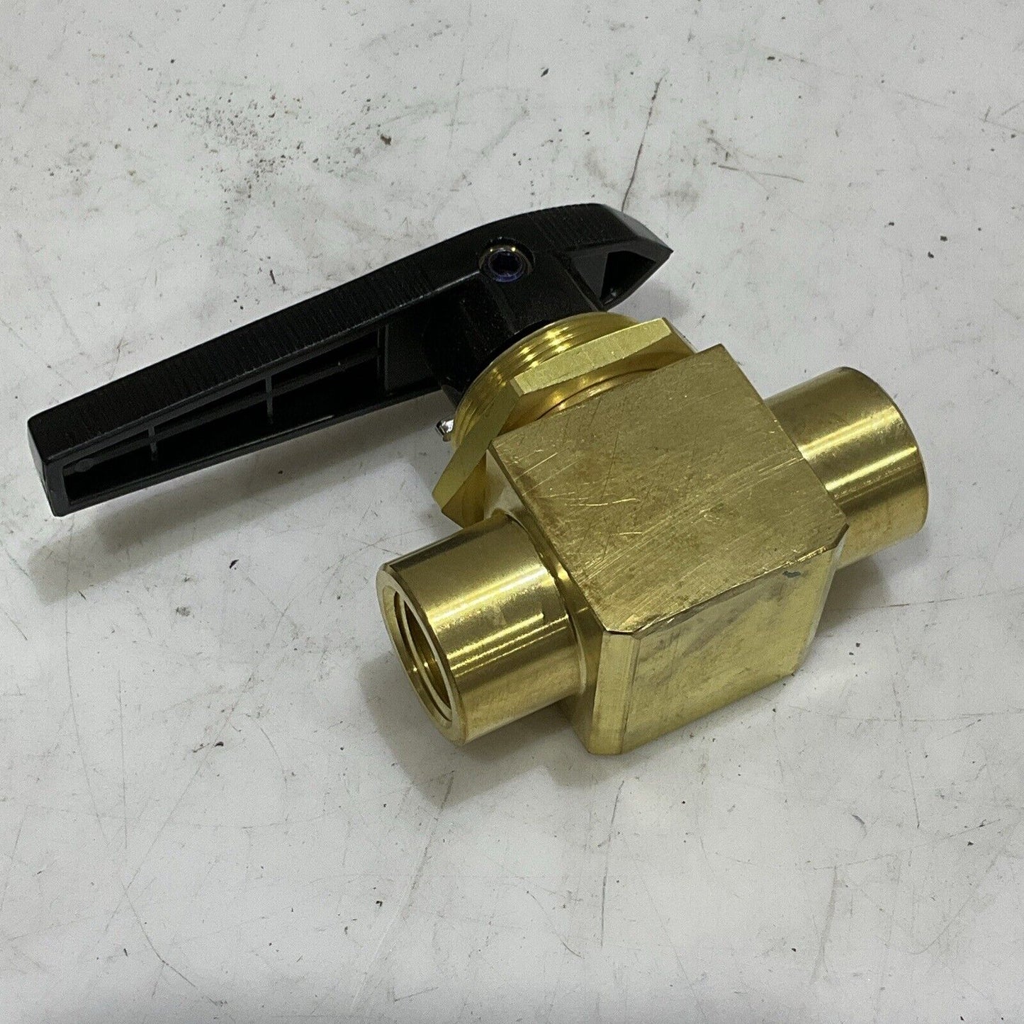 SWAGELOK B-45F8 826344001 BRASS BALL VALVE 2500 PSIG 0.406 IN 373