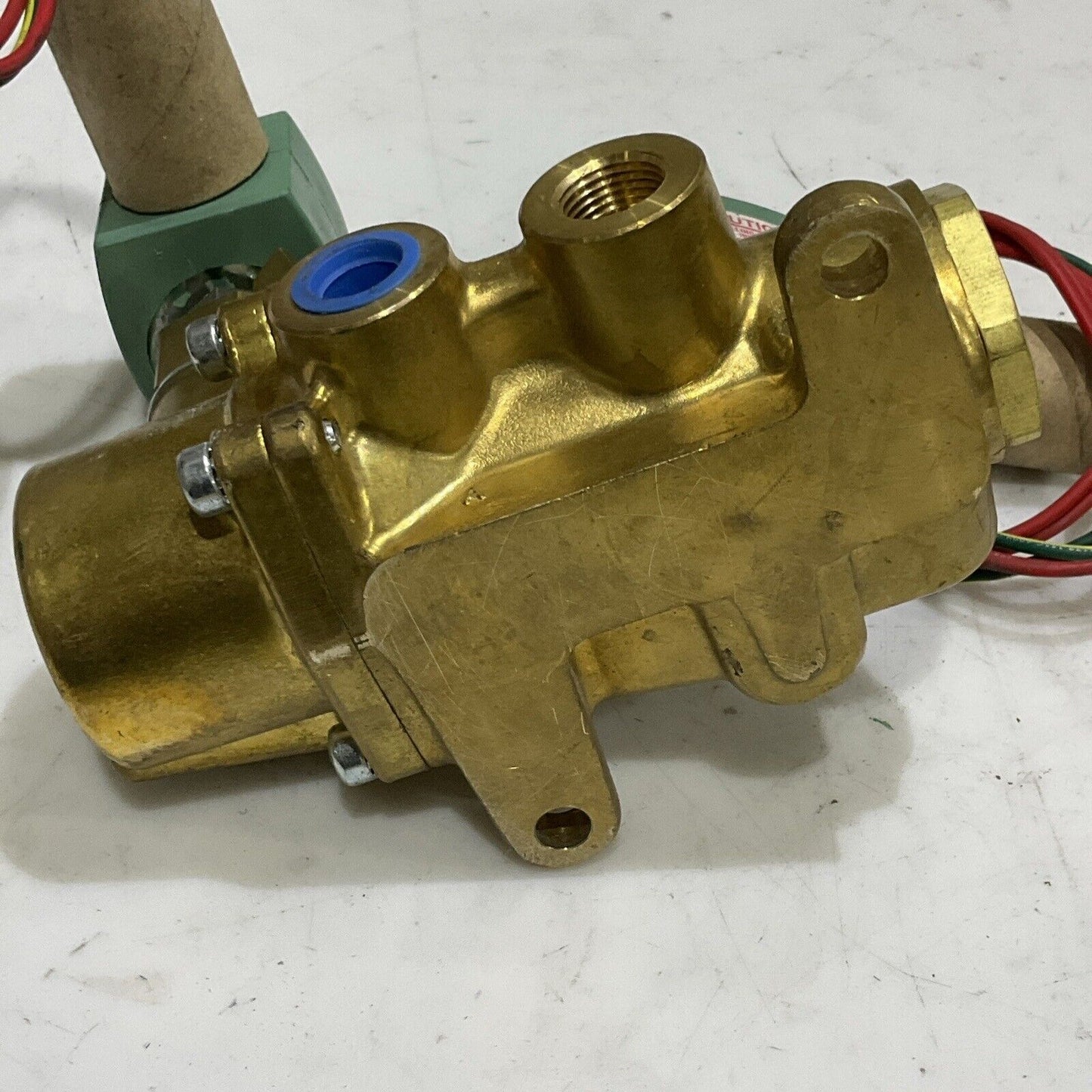 ASCO A651997 8344G080M0 302723MO SOLENOID VALVE 3/8IN 60/50HZ 6.1/8W 250 PSI 373