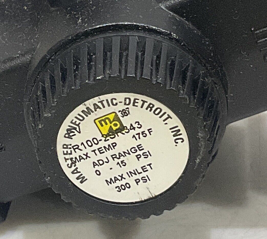 MASTER PNEUMATIC-DETROIT R100-2SR343 REGULATOR LOT OF 2 U3S