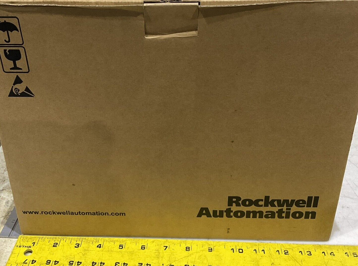 ALLEN-BRADLEY POWERFLEX 525 15kW/20HP 25B-D030N114 323-528V 30A AC DRIVE U3S