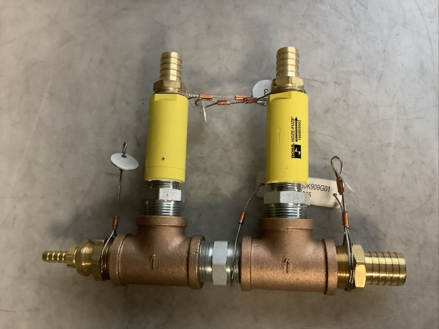 AIR MANIFOLD ASSEMBLY W/ ROSS CONTROLS 1969B5002 HOZE FUZE U3S