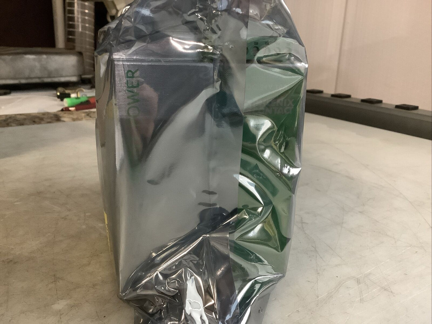 PHOENIX CONTACT 2938604 QUINT-PS-100-240AC/24DC/10 POWER SUPPLY U3S