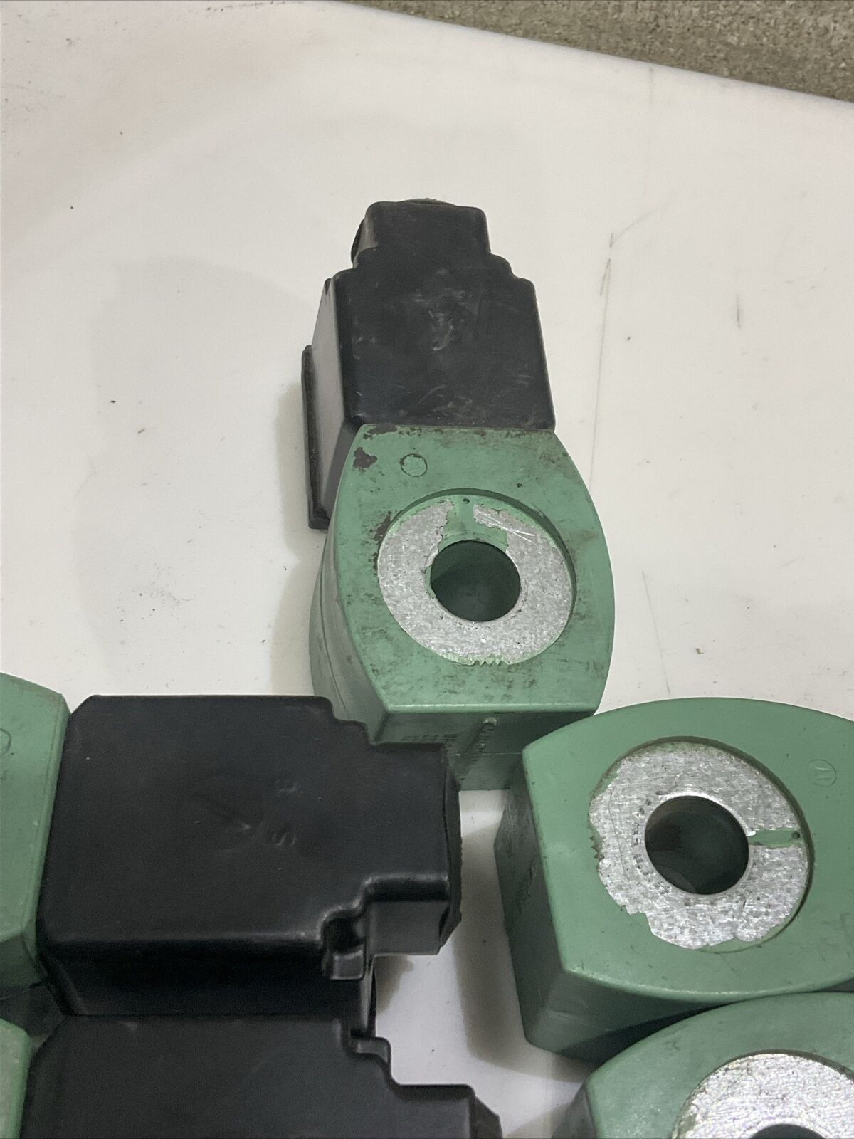 ASCO 272612-132 MP-C-086 SOLENOID VALVE 120/60 FB T1304 LOT OF 11