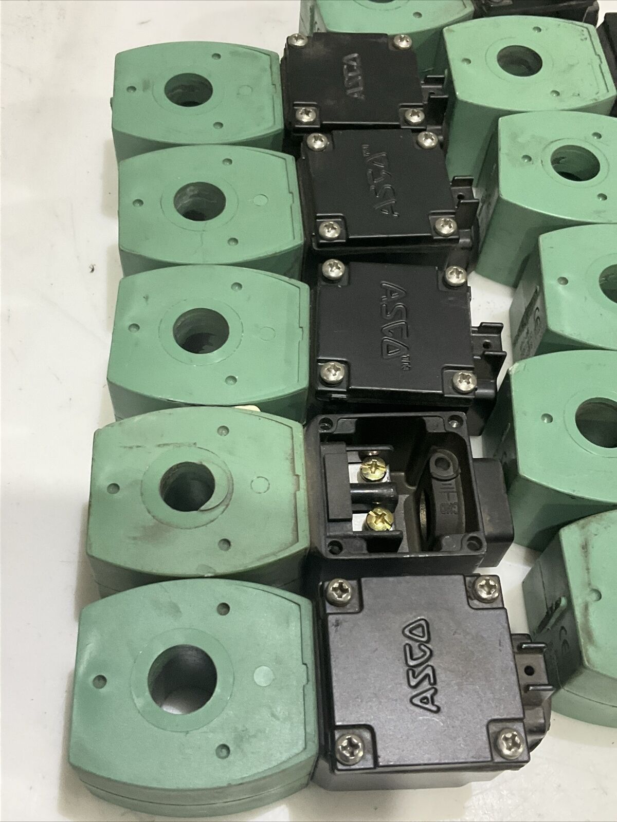ASCO 272612-132 MP-C-086 SOLENOID VALVE 120/60 FB T1304 LOT OF 11