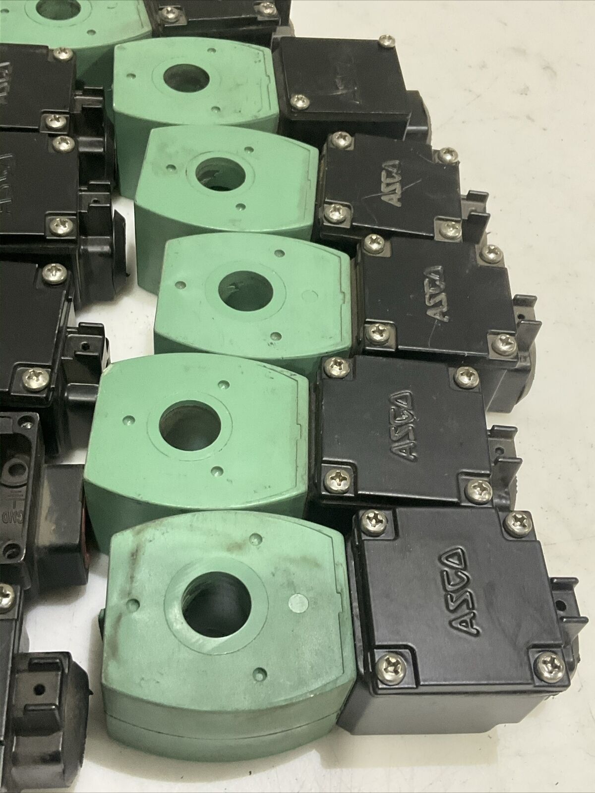 ASCO 272612-132 MP-C-086 SOLENOID VALVE 120/60 FB T1304 LOT OF 11