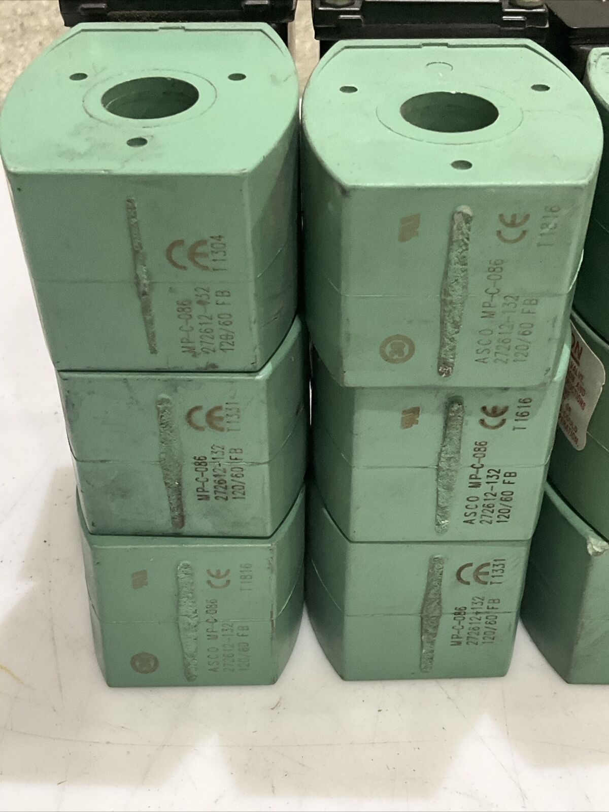ASCO 272612-132 MP-C-086 SOLENOID VALVE 120/60 FB T1304 LOT OF 11
