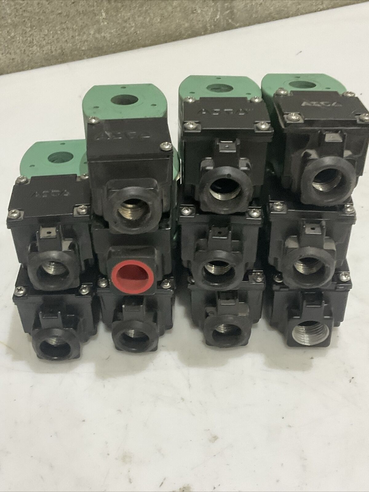 ASCO 272612-132 MP-C-086 SOLENOID VALVE 120/60 FB T1304 LOT OF 11