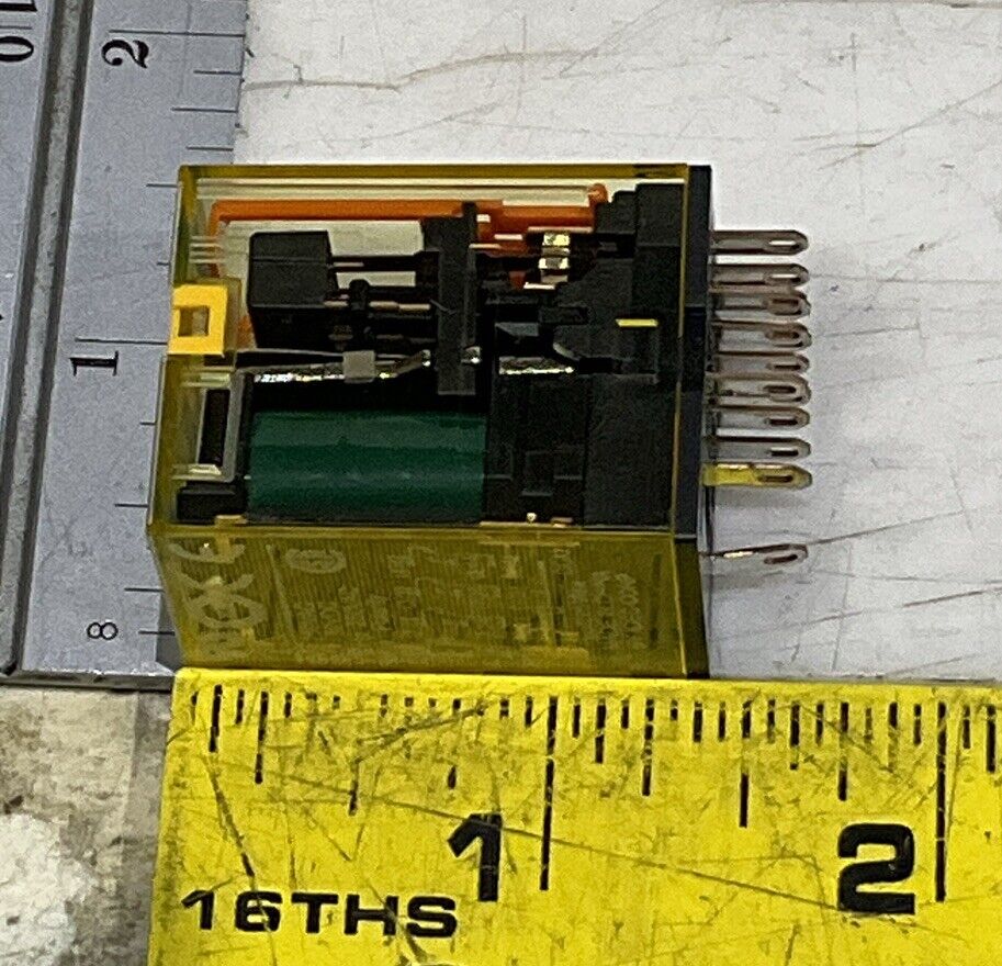 IDEC RU4S-CD-D24 PLUG-IN RELAY LOT OF 5 U3S