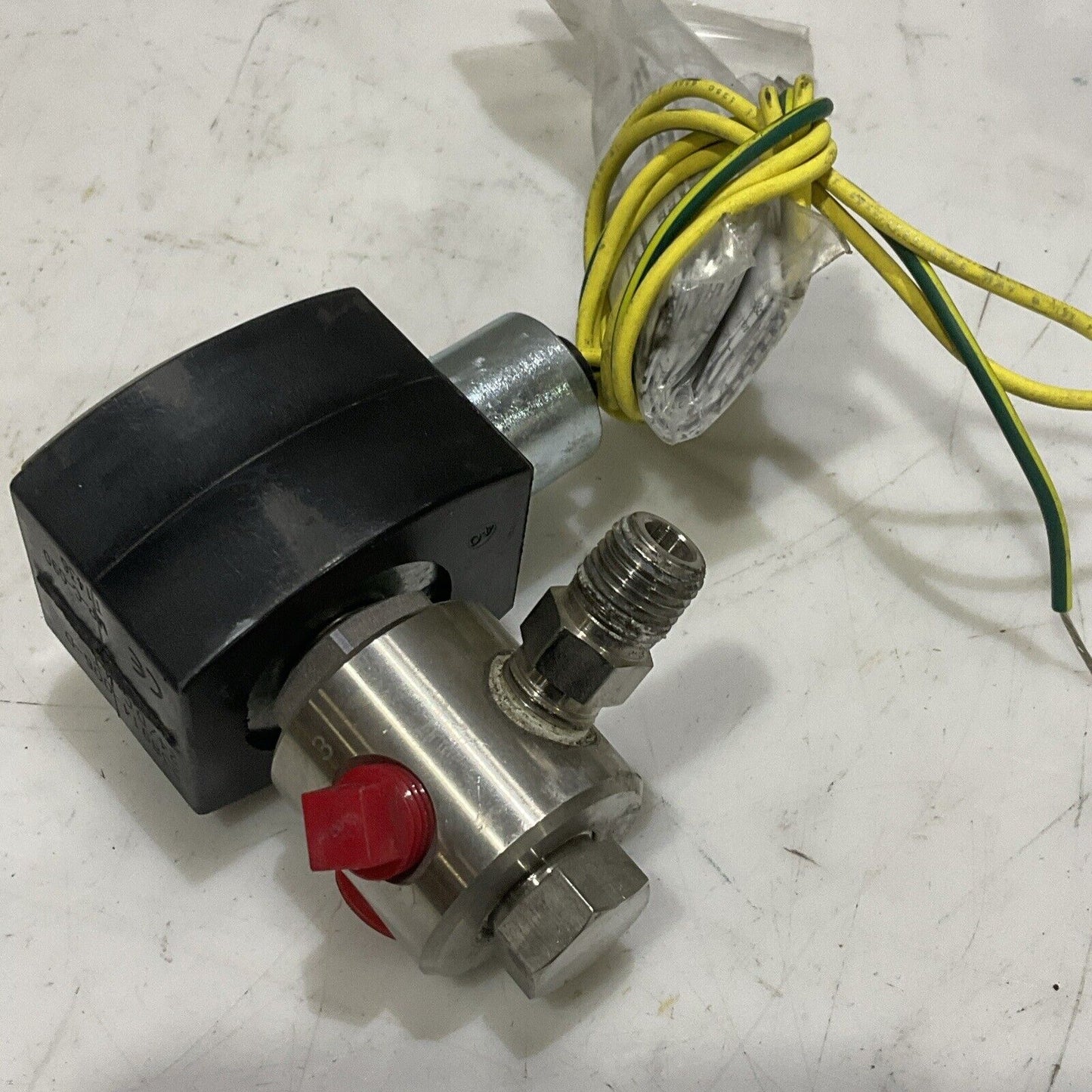 ASCO 312192 EFHT8320G203 SOLENOID VALVE 1/4 60 PSI 11.6 W LOT OF 3