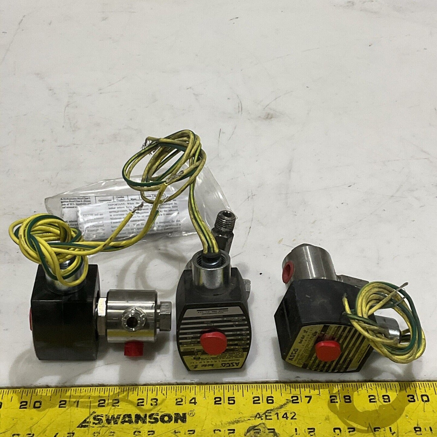 ASCO 312192 EFHT8320G203 SOLENOID VALVE 1/4 60 PSI 11.6 W LOT OF 3
