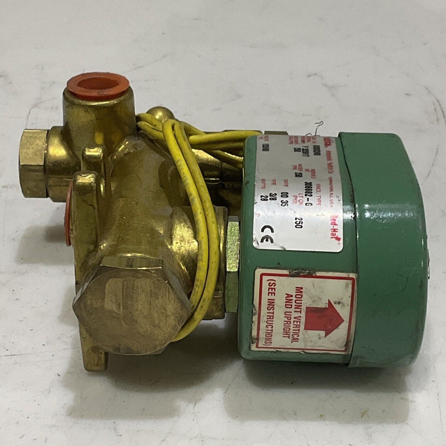 ASCO 8300D9G 306682-G SOLENOID VALVE 250 PSI 28W 3/8 PIPE