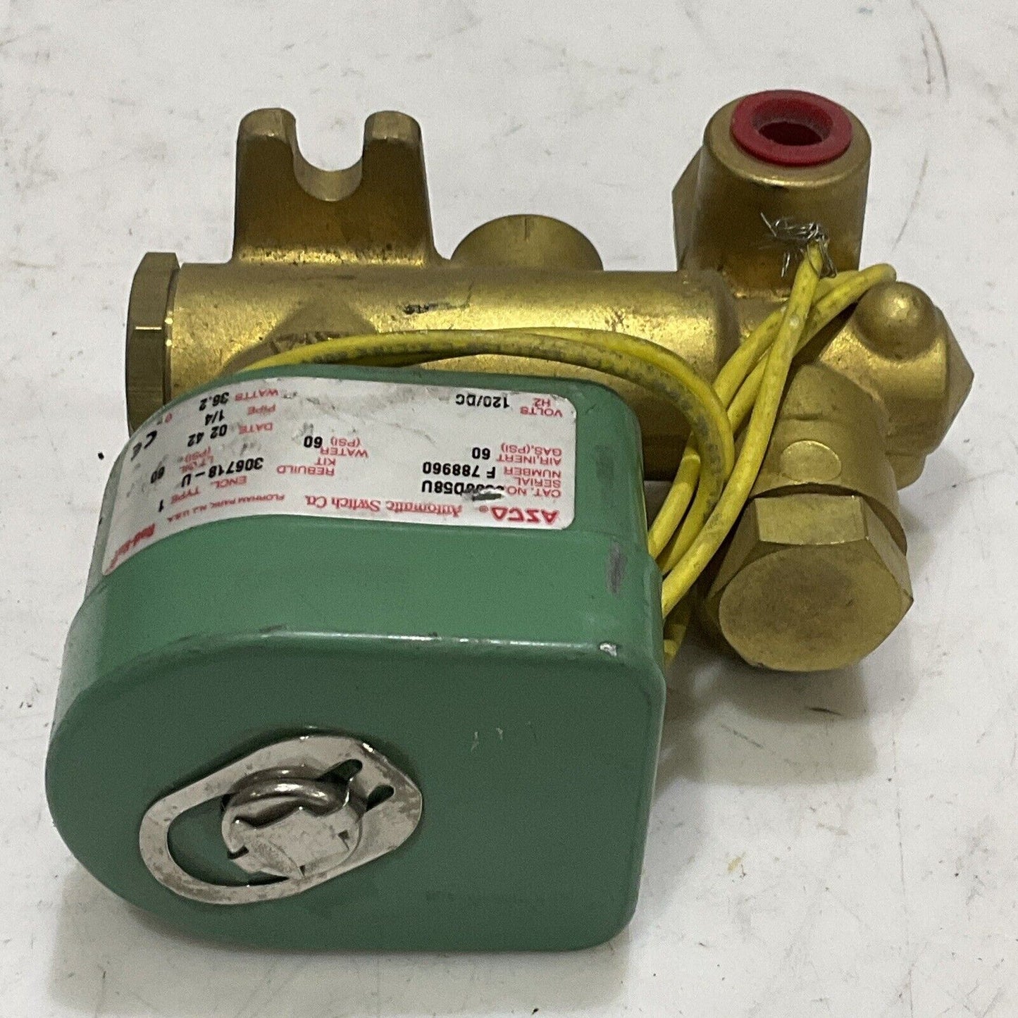 ASCO 8300D58U 306718-U SOLENOID VALVE 60 PSI 1/4 PIPE 36.2 W