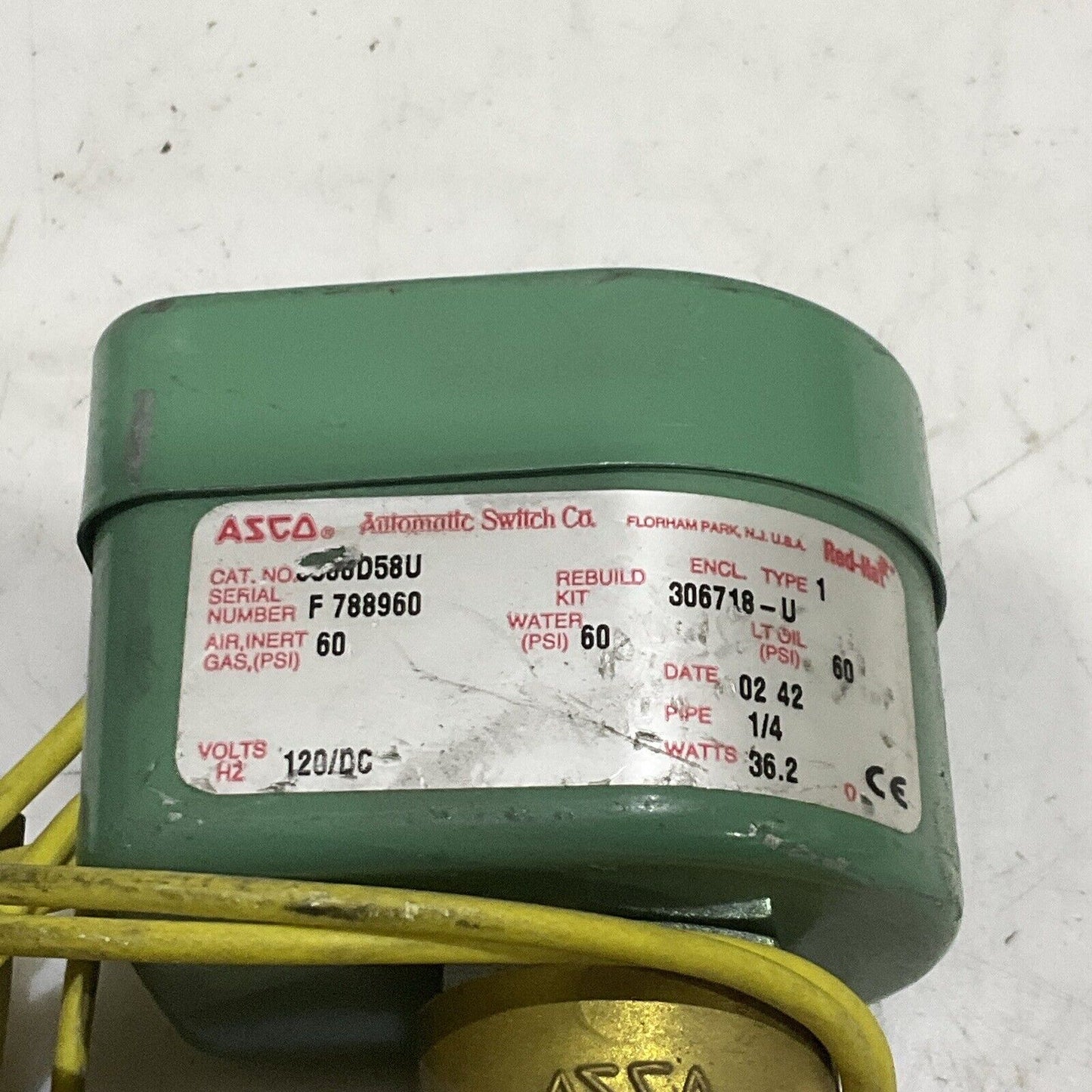 ASCO 8300D58U 306718-U SOLENOID VALVE 60 PSI 1/4 PIPE 36.2 W