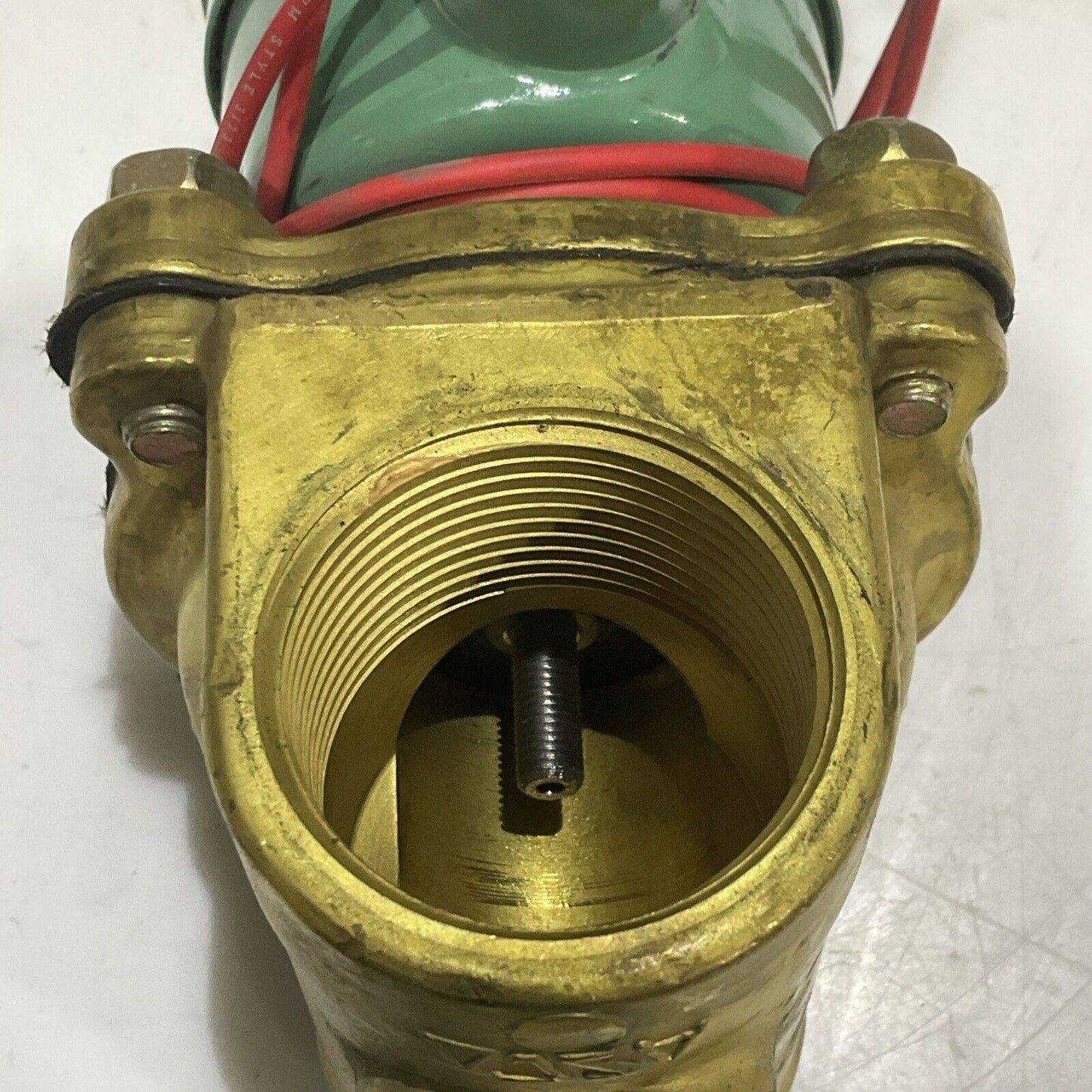 ASCO EF80171 F511009 EF8210B55 SOLENOID VALVE 150/125 PSI 15.4 W 1-1/4 PIPE 120V