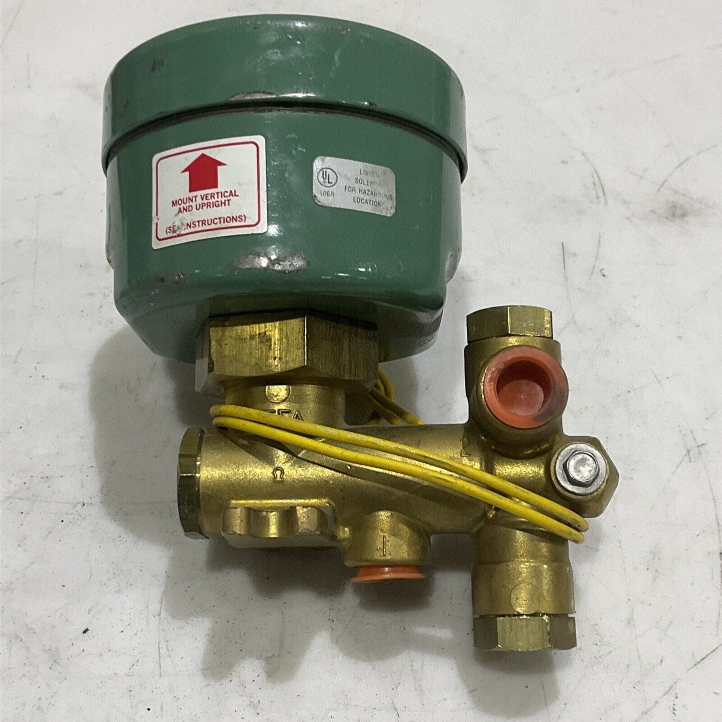 ASCO RED HAT 2126314RU 212787 SOLENOID VALVE 125 V 35.1 W 100 PSI 3/8 PIPE