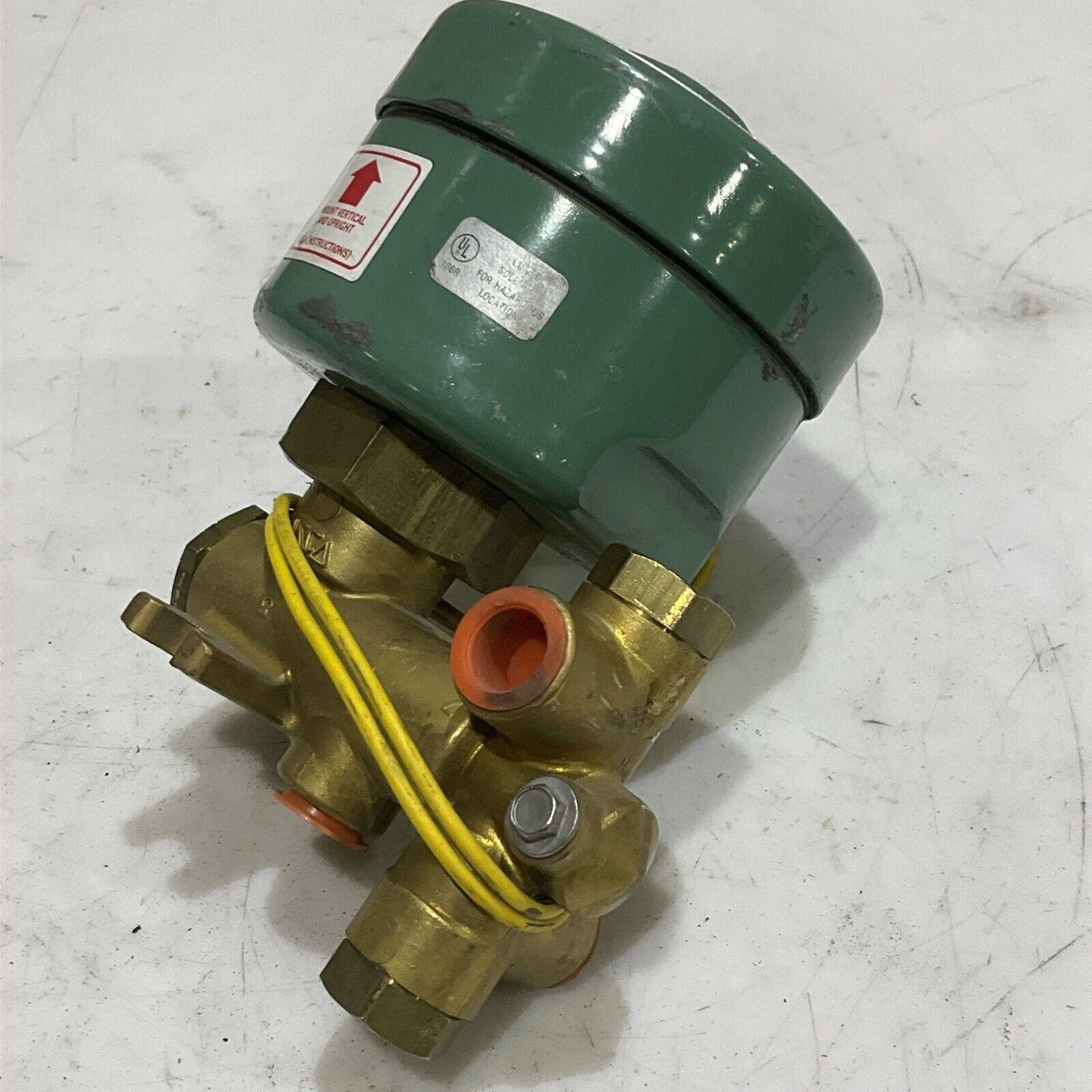 ASCO RED HAT 2126314RU 212787 SOLENOID VALVE 125 V 35.1 W 100 PSI 3/8 PIPE